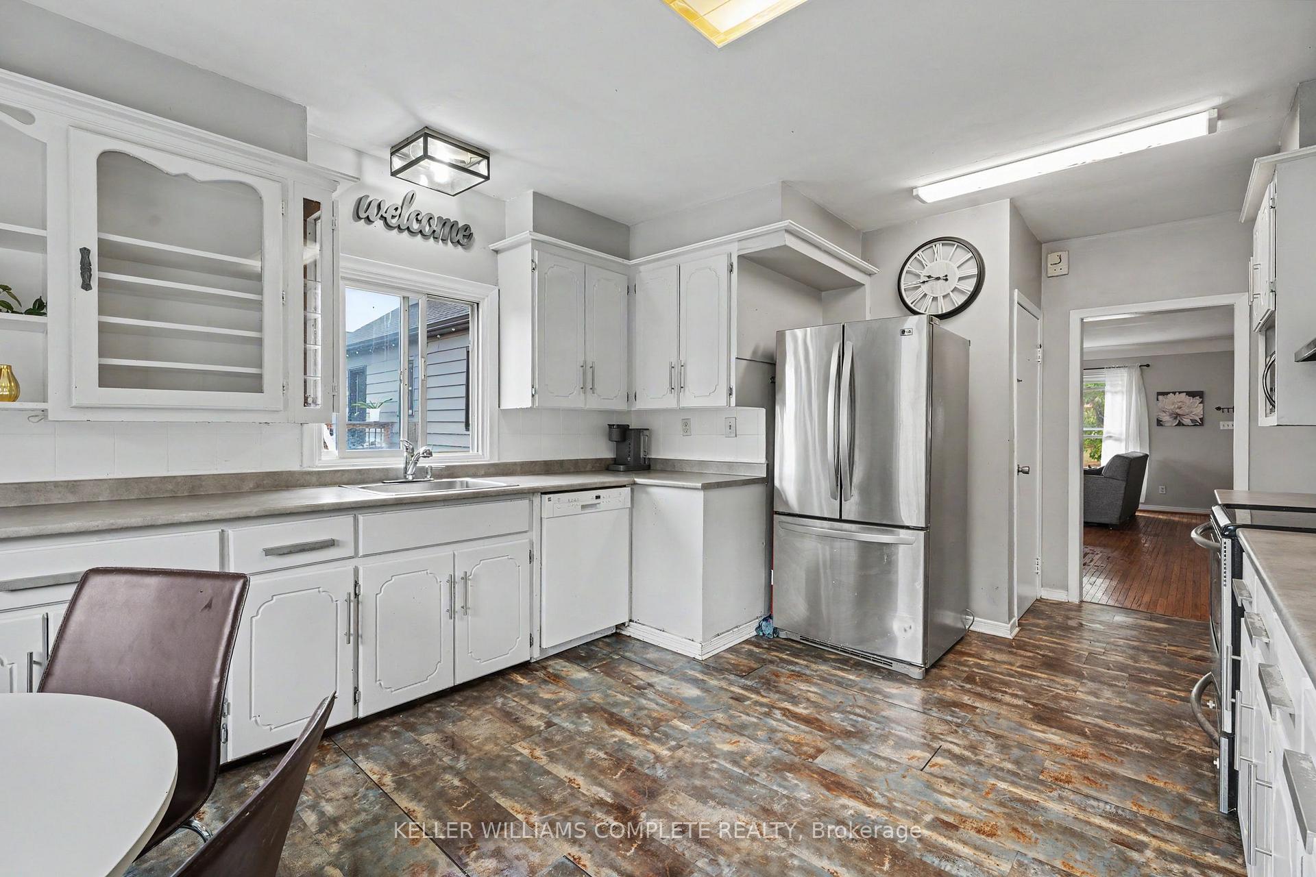 Photo 11 of 20 East 18th Street, Hamilton, Inch Park — HOMEH