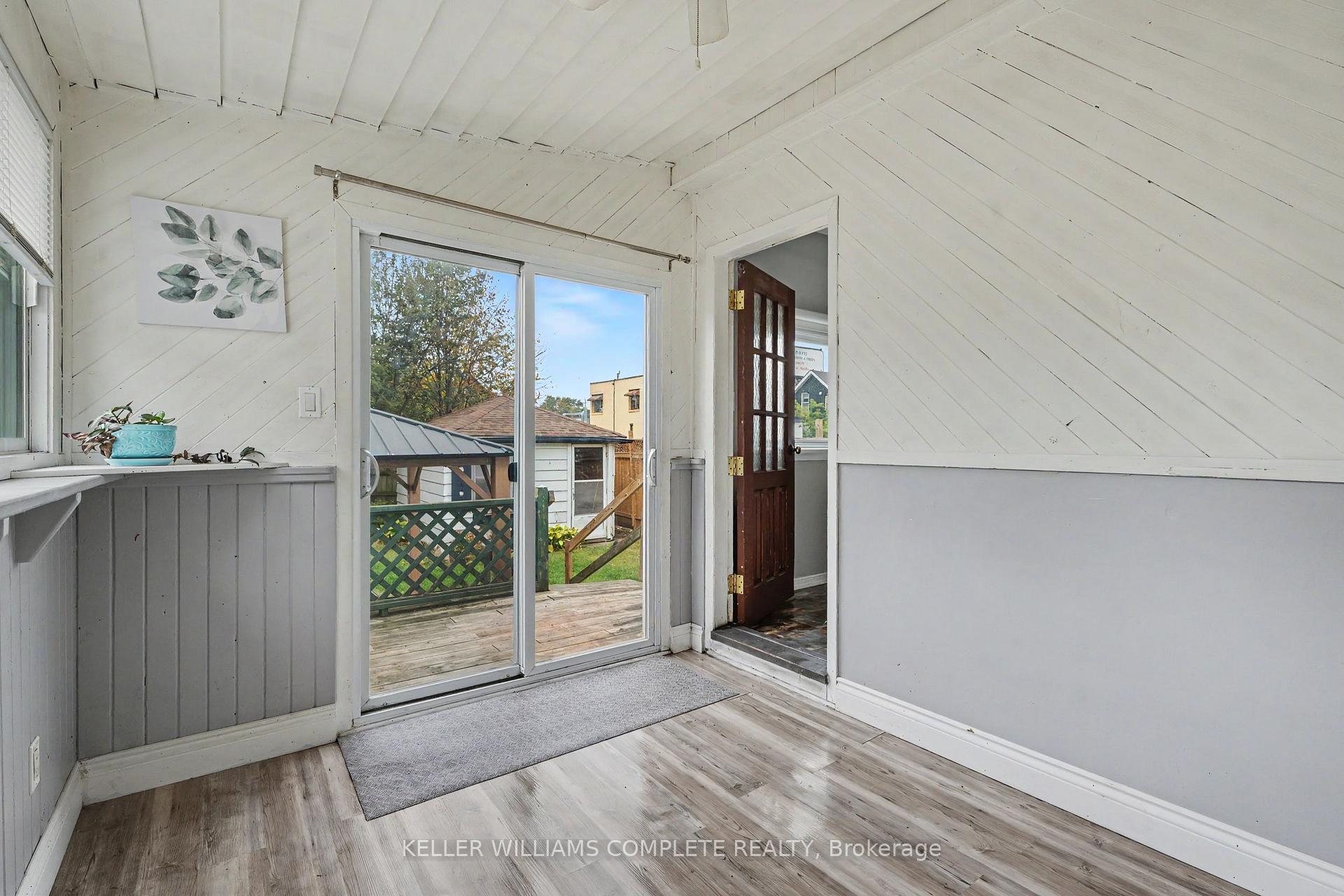 Photo 14 of 20 East 18th Street, Hamilton, Inch Park — HOMEH