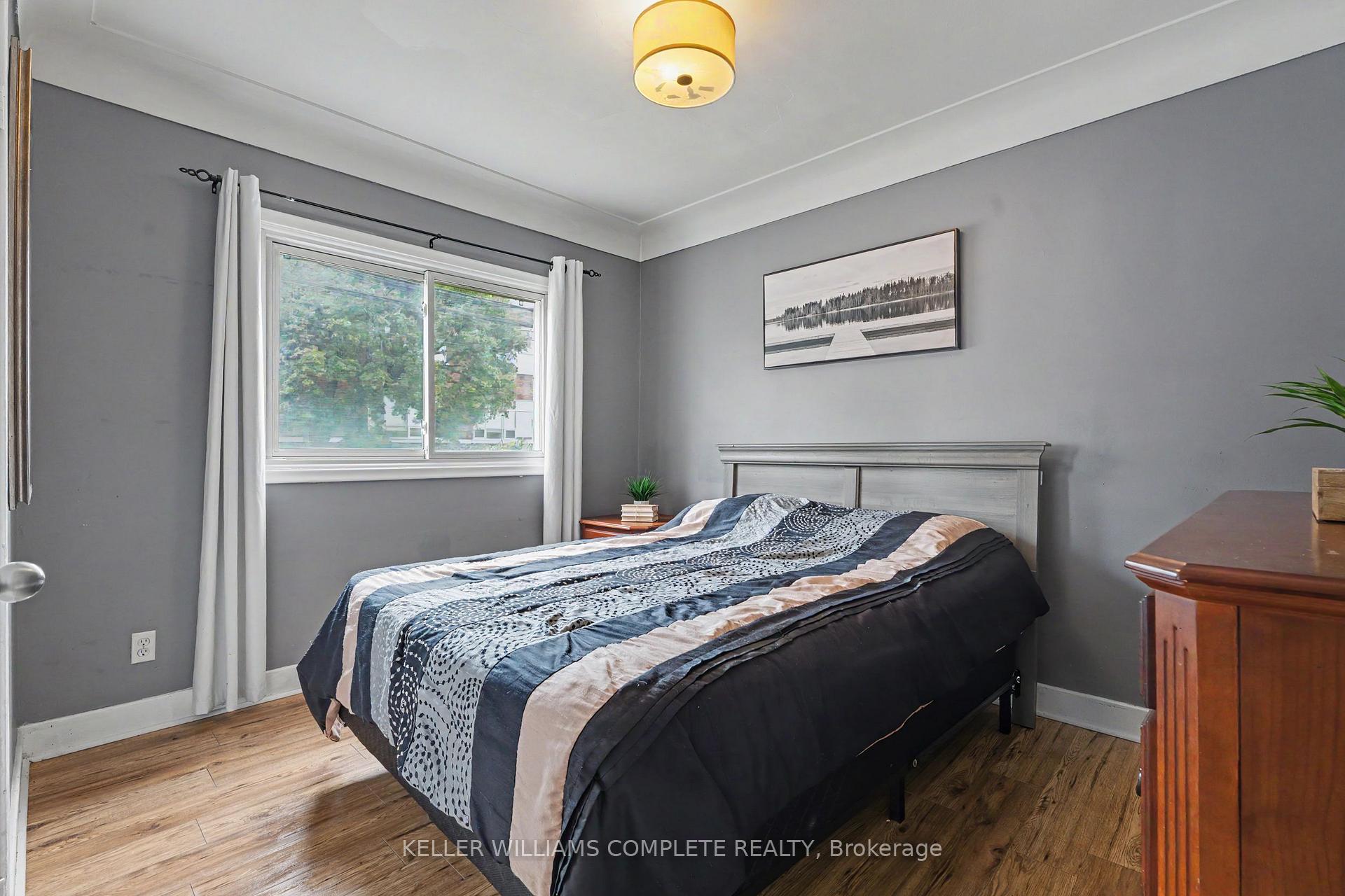 Photo 15 of 20 East 18th Street, Hamilton, Inch Park — HOMEH