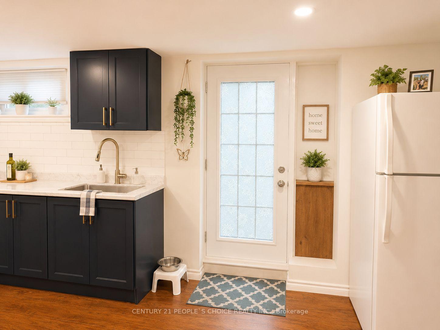 Photo 16 of 5 Mid Pines Road, Scarborough, Woburn — HOMEH