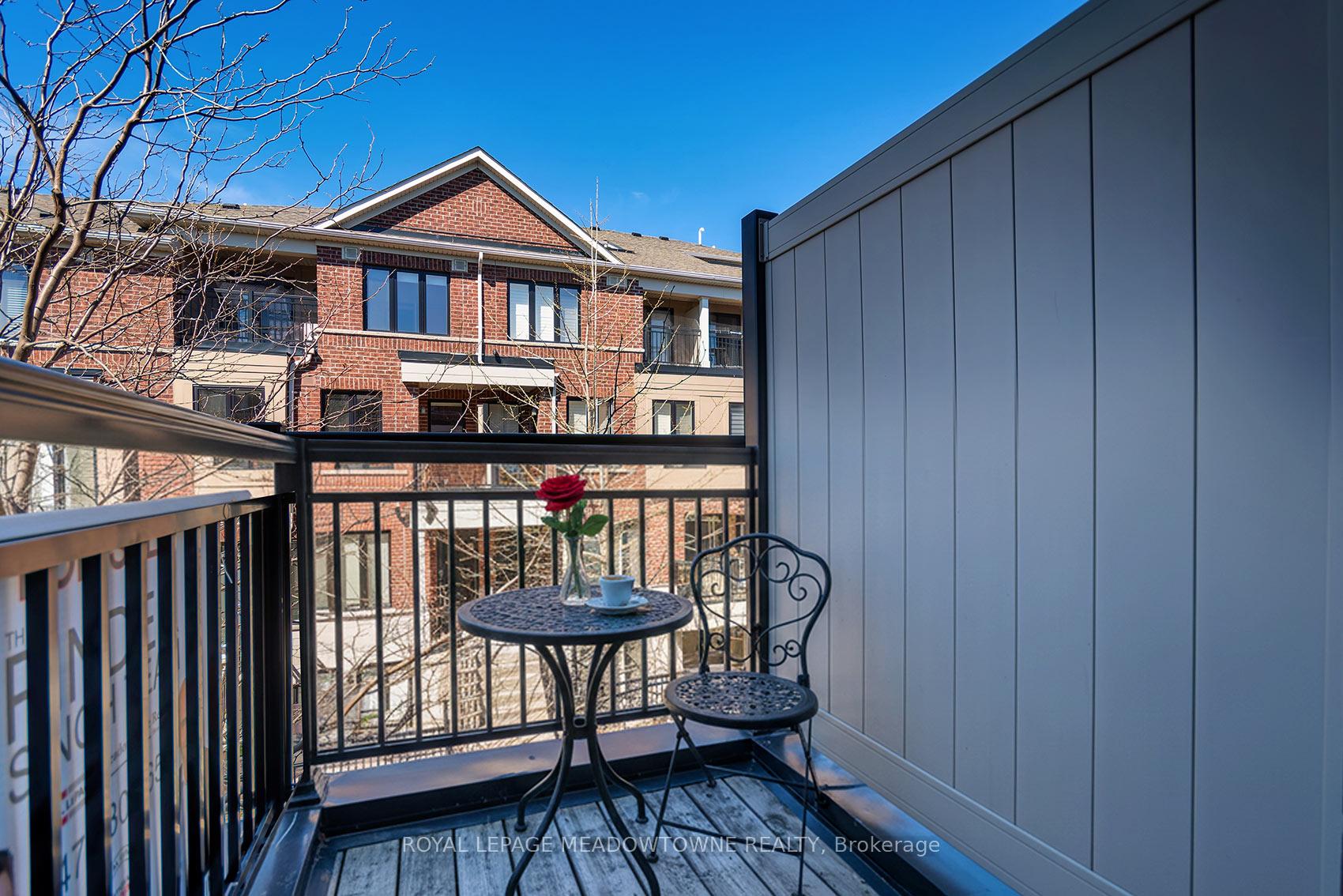 Photo 12 of Unit 19, 10 Carnation Avenue, Etobicoke, Long Branch — HOMEH