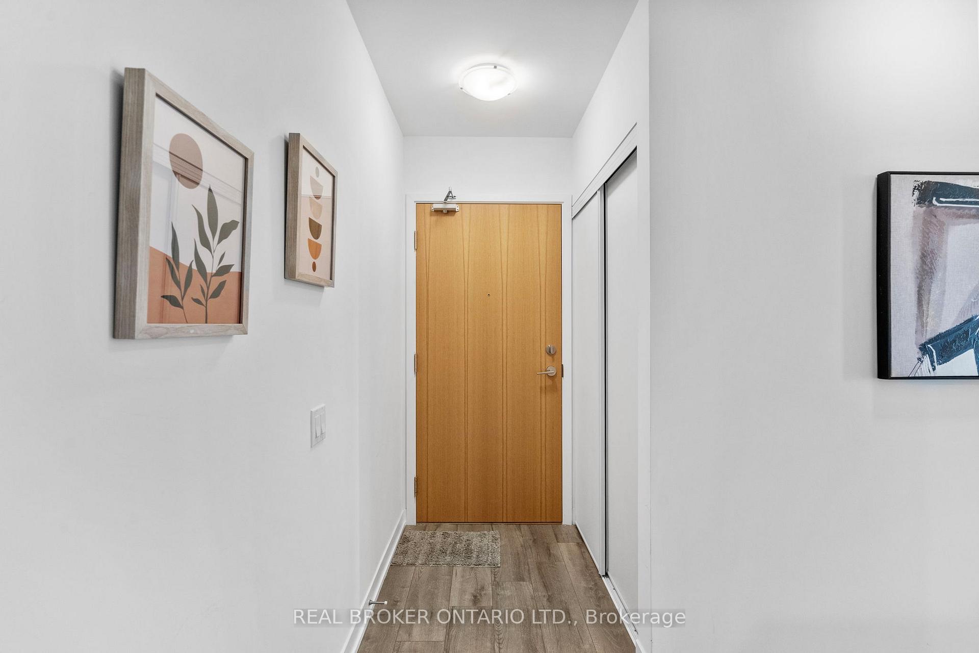 Photo 5 of Unit 920, 1787 St Clair Avenue W, Toronto, Weston-Pellam Park — HOMEH
