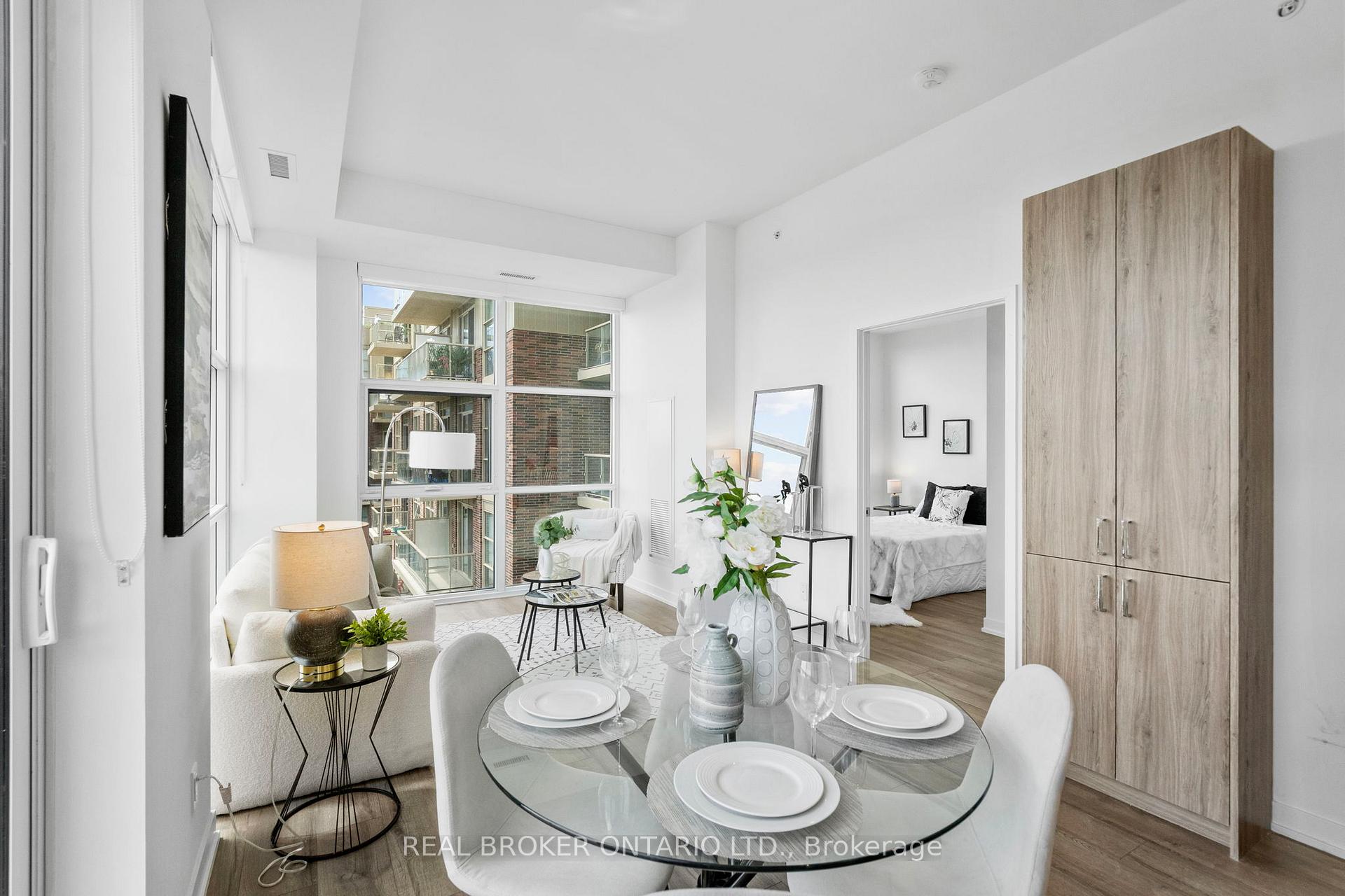 Photo 11 of Unit 920, 1787 St Clair Avenue W, Toronto, Weston-Pellam Park — HOMEH