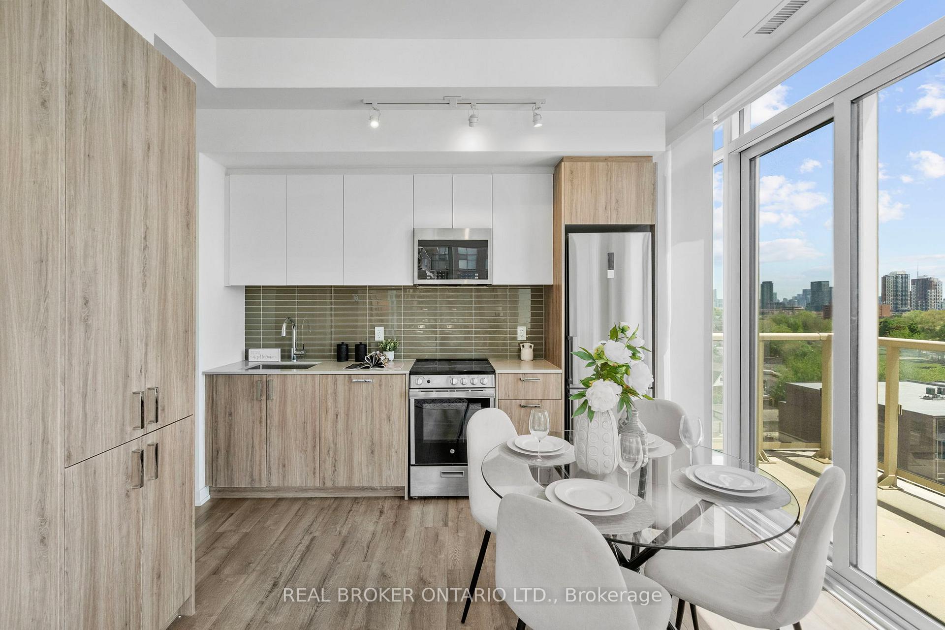 Photo 16 of Unit 920, 1787 St Clair Avenue W, Toronto, Weston-Pellam Park — HOMEH