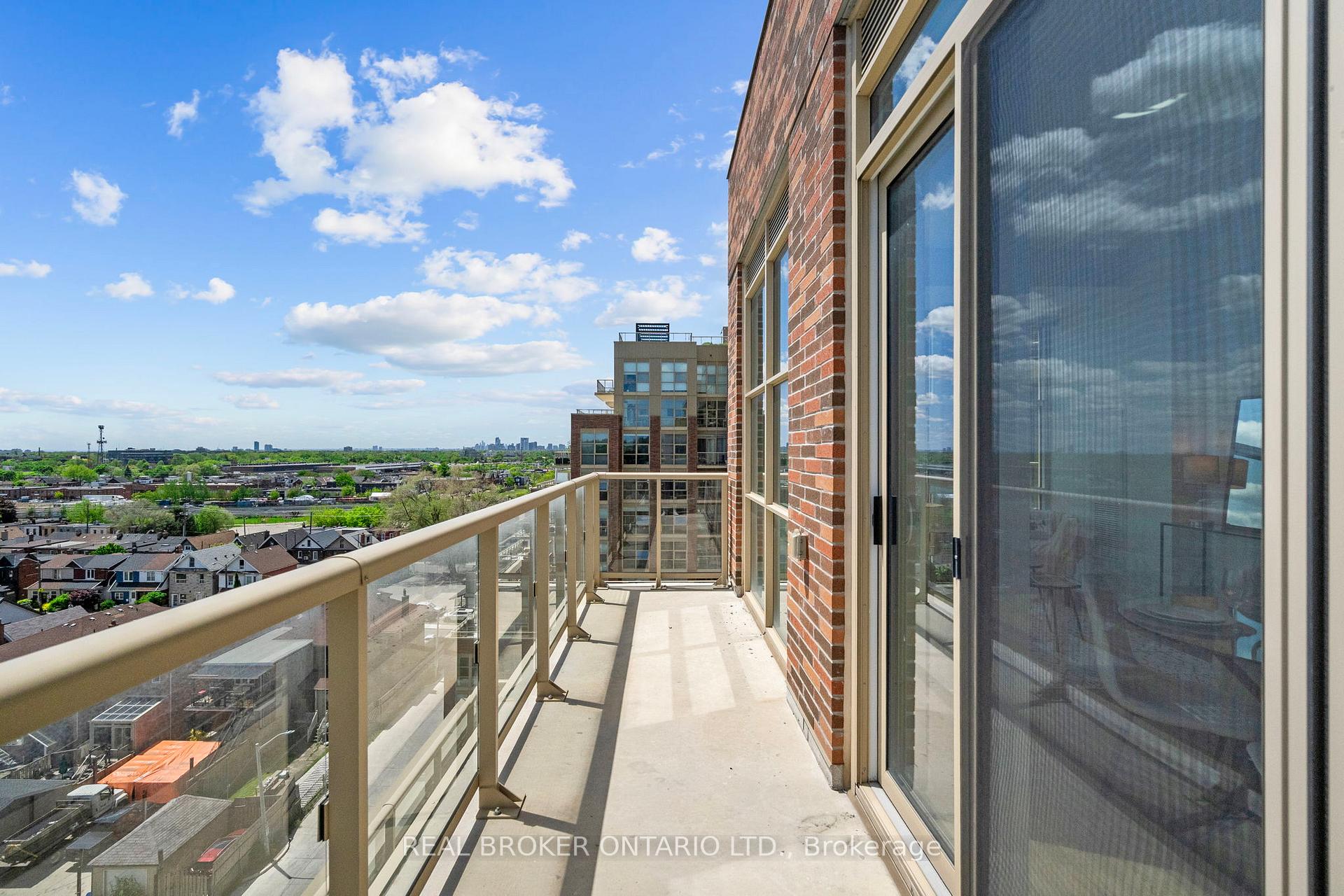 Photo 32 of Unit 920, 1787 St Clair Avenue W, Toronto, Weston-Pellam Park — HOMEH