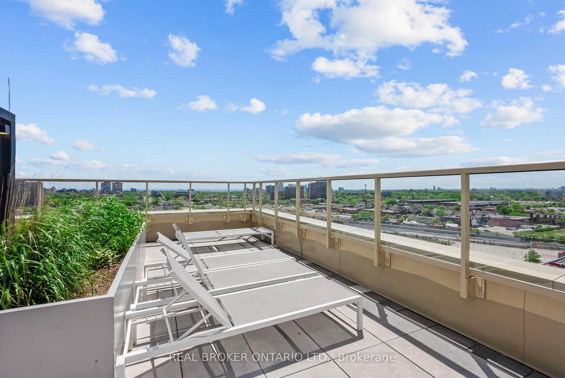 Photo 38 of Unit 920, 1787 St Clair Avenue W, Toronto, Weston-Pellam Park — HOMEH