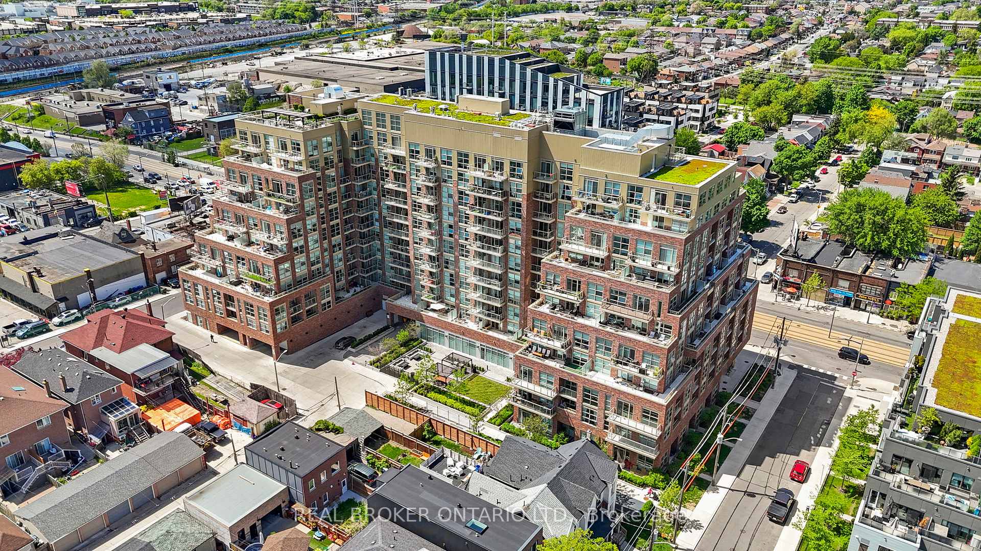 Photo 43 of Unit 920, 1787 St Clair Avenue W, Toronto, Weston-Pellam Park — HOMEH