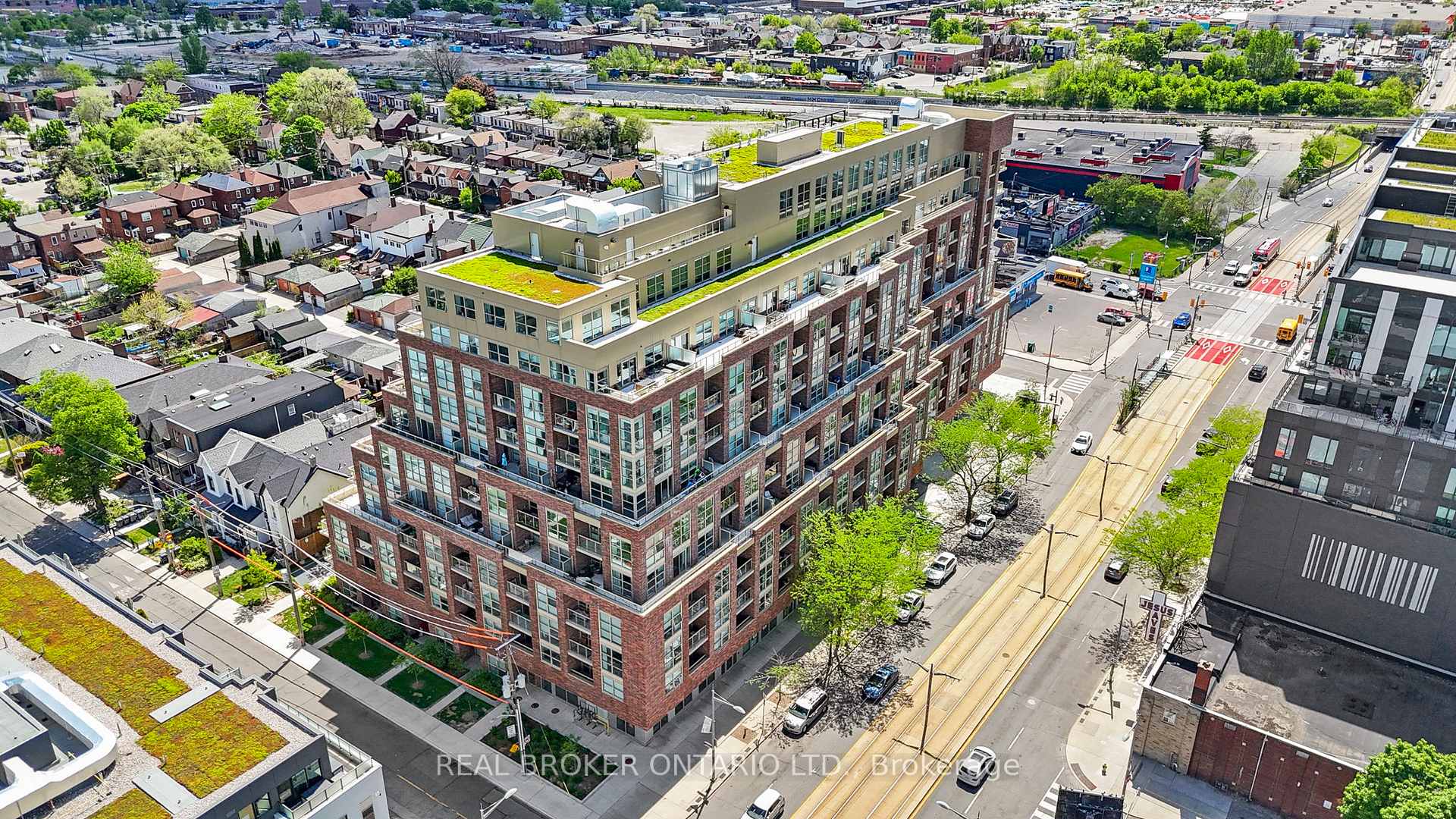 Photo 44 of Unit 920, 1787 St Clair Avenue W, Toronto, Weston-Pellam Park — HOMEH