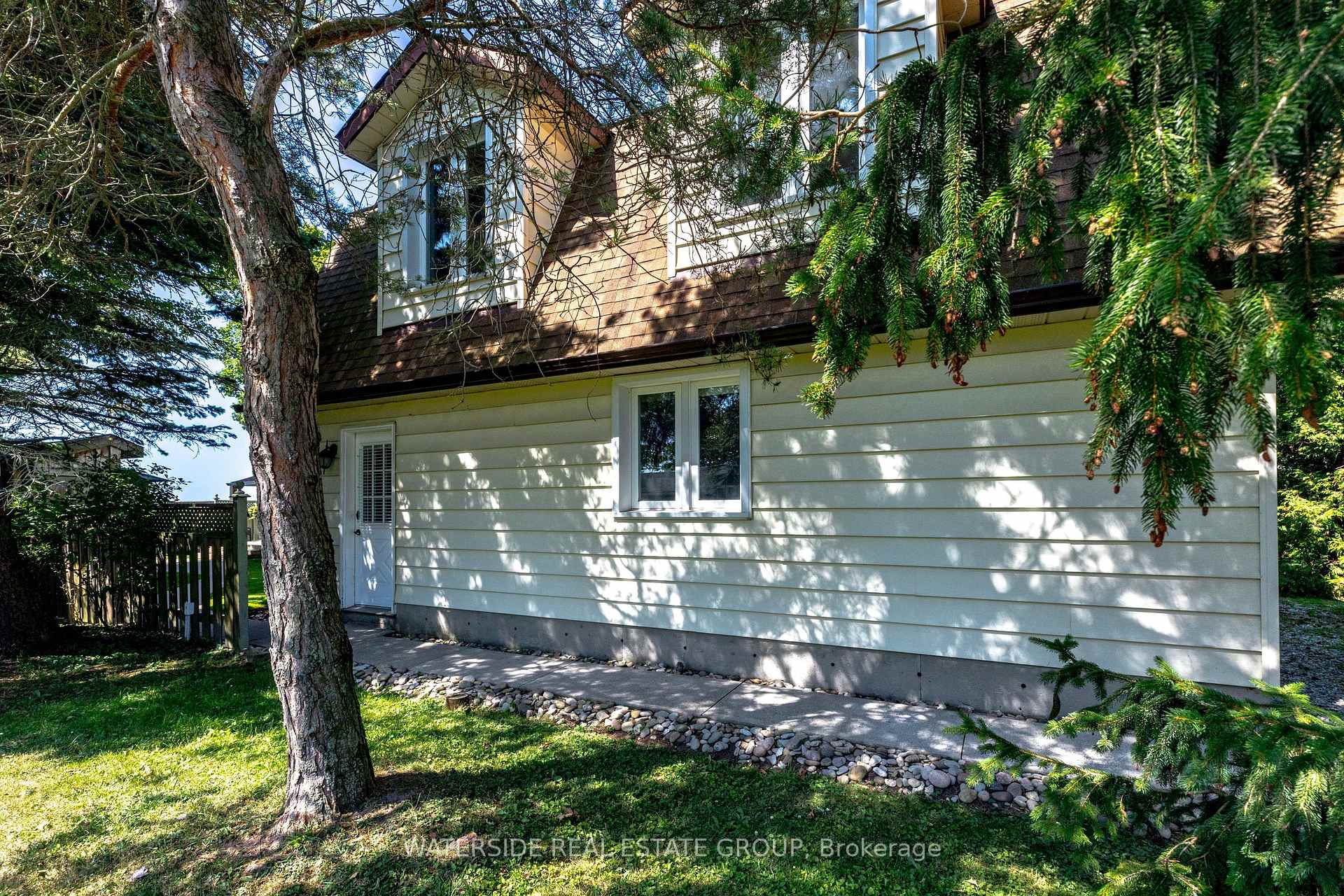 Photo 25 of 34 Hoover Point Lane, Haldimand — HOMEH