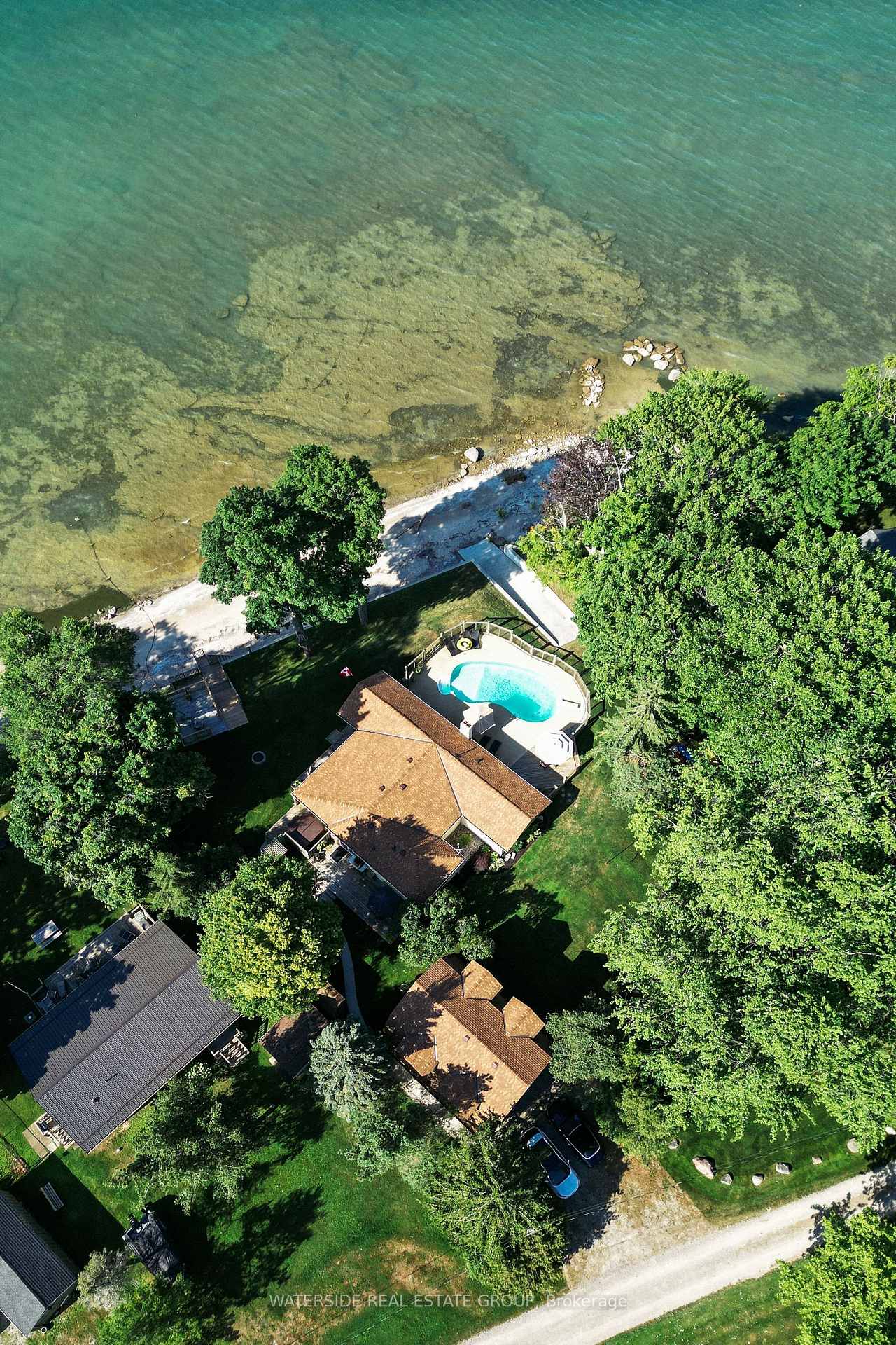 Photo 42 of 34 Hoover Point Lane, Haldimand — HOMEH