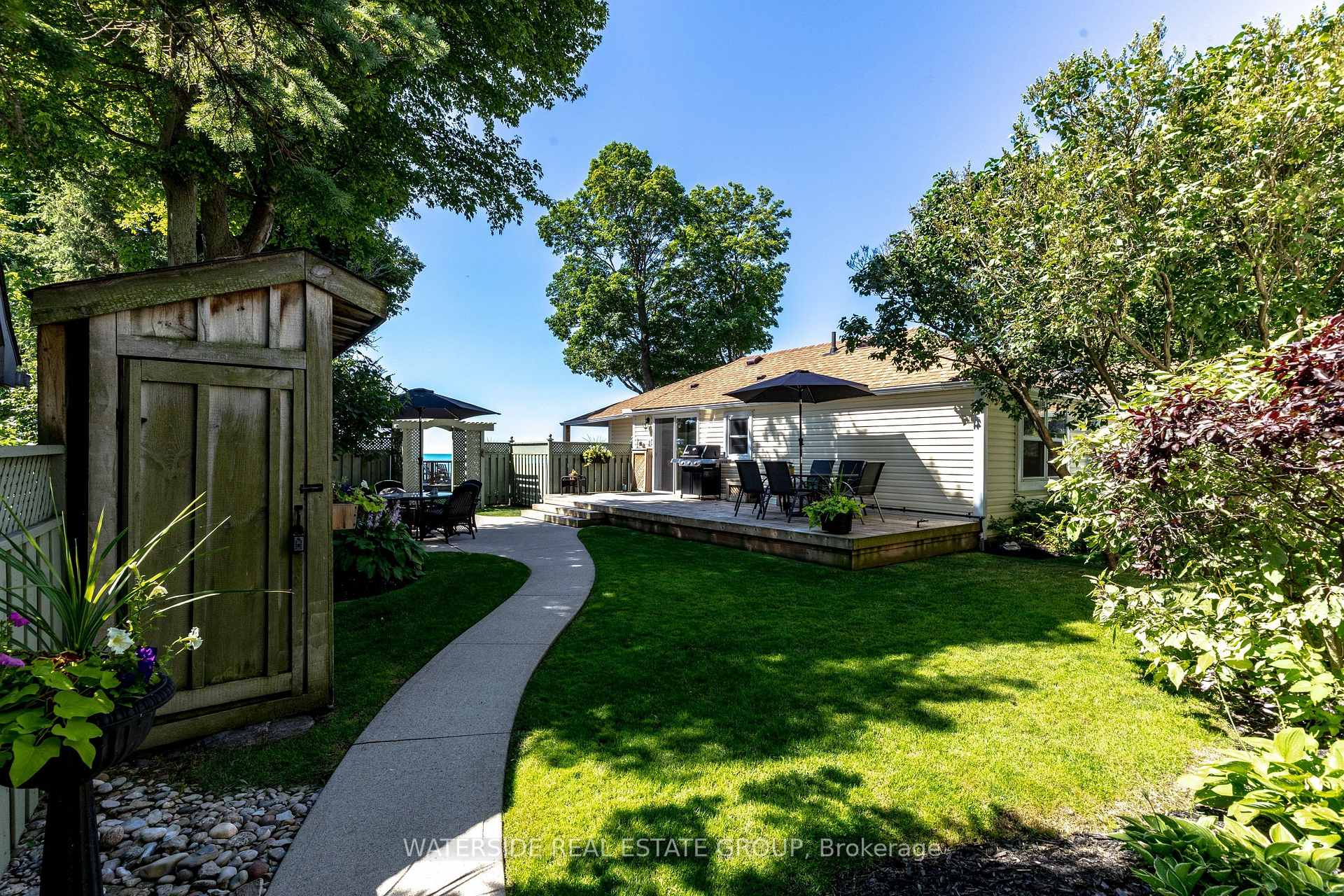 Photo 49 of 34 Hoover Point Lane, Haldimand — HOMEH