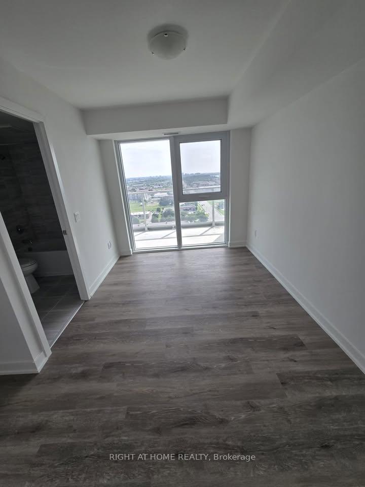 Photo 7 of Unit 1602, 1010 Sandy Beach Road, Pickering, Bay Ridges — HOMEH