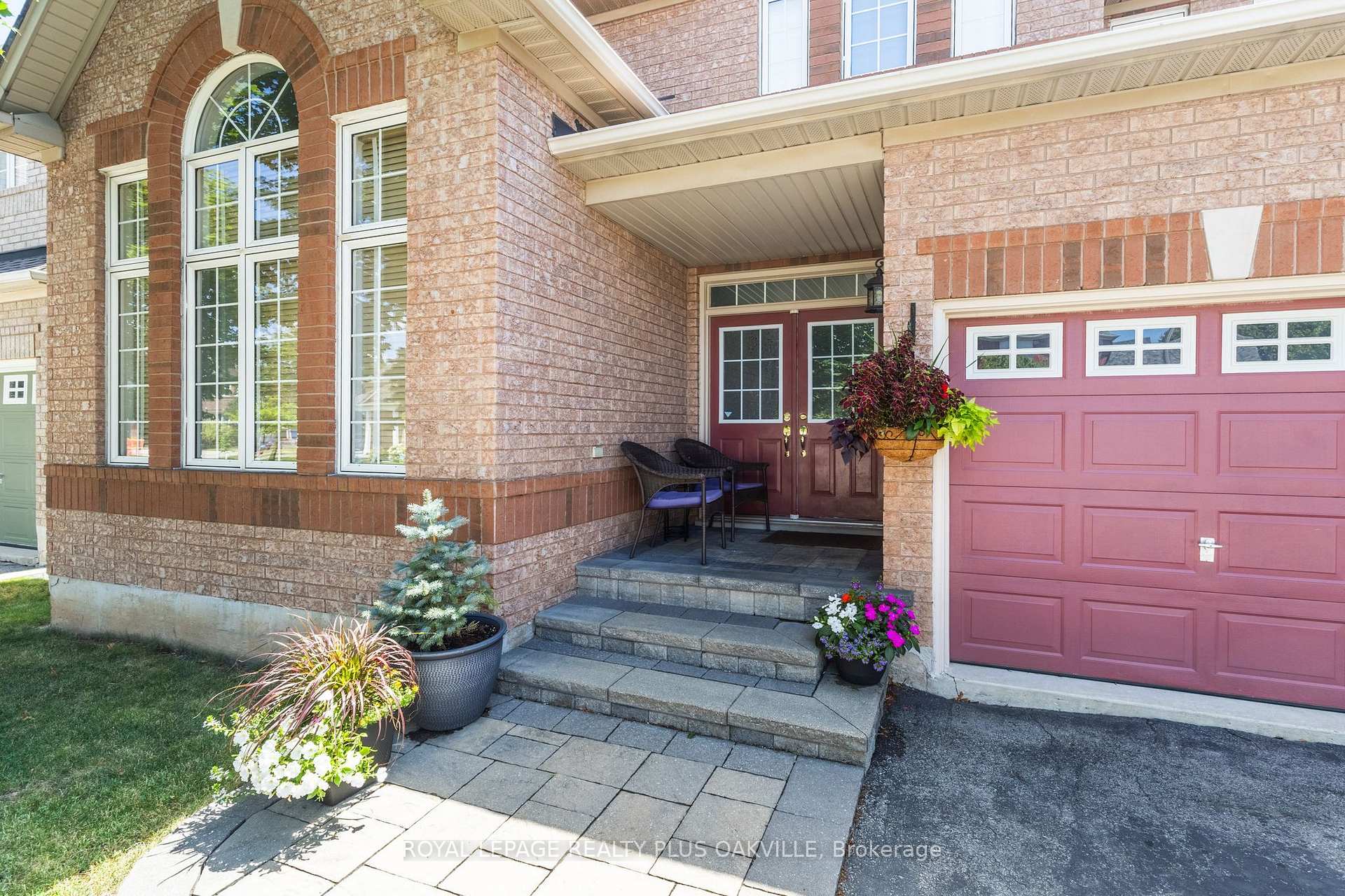 Photo 4 of 2254 Dunforest Crescent, Oakville, Westmount — HOMEH