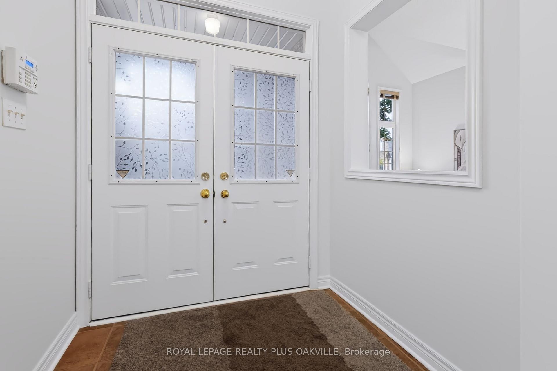 Photo 6 of 2254 Dunforest Crescent, Oakville, Westmount — HOMEH