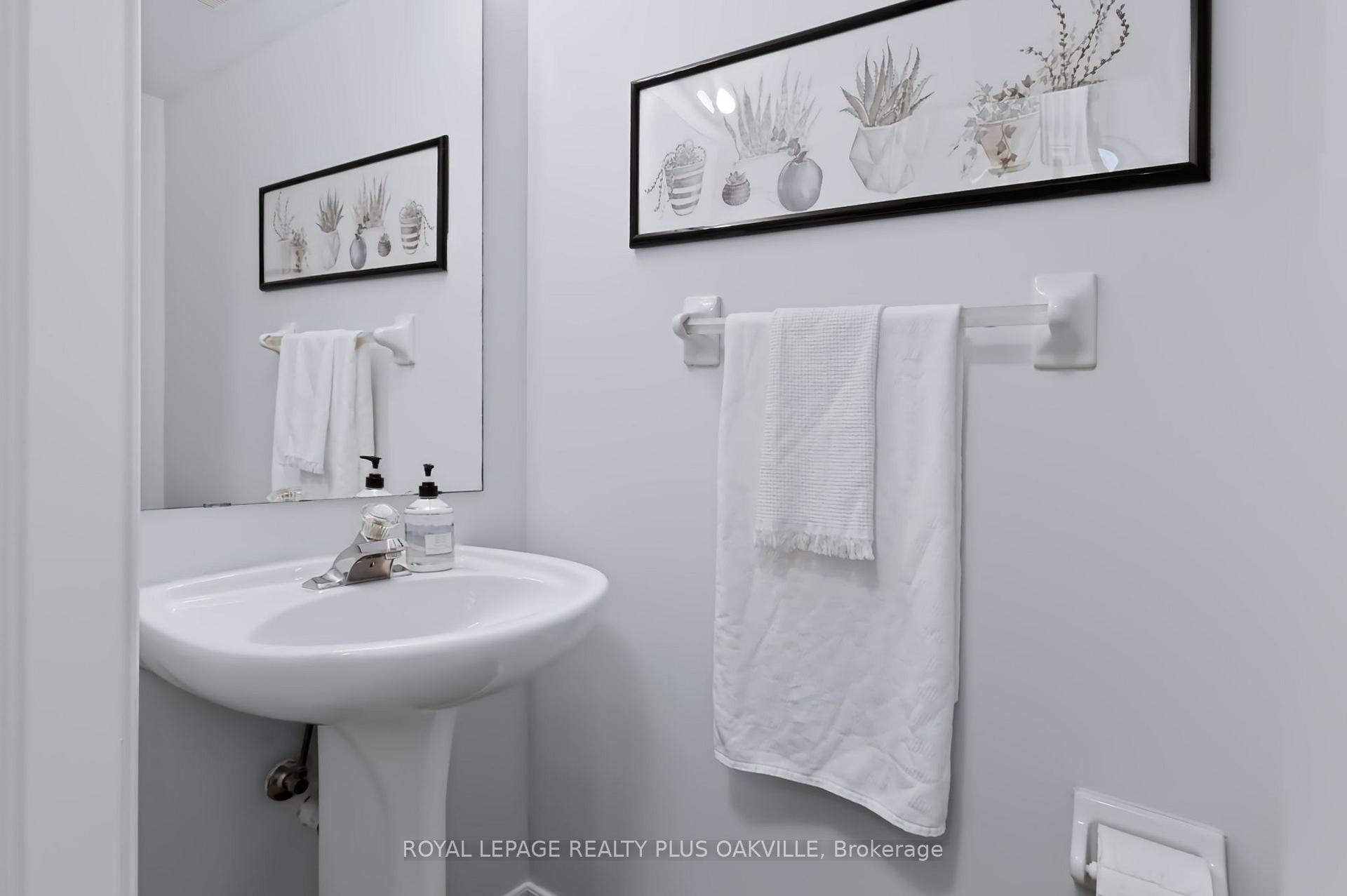 Photo 25 of 2254 Dunforest Crescent, Oakville, Westmount — HOMEH