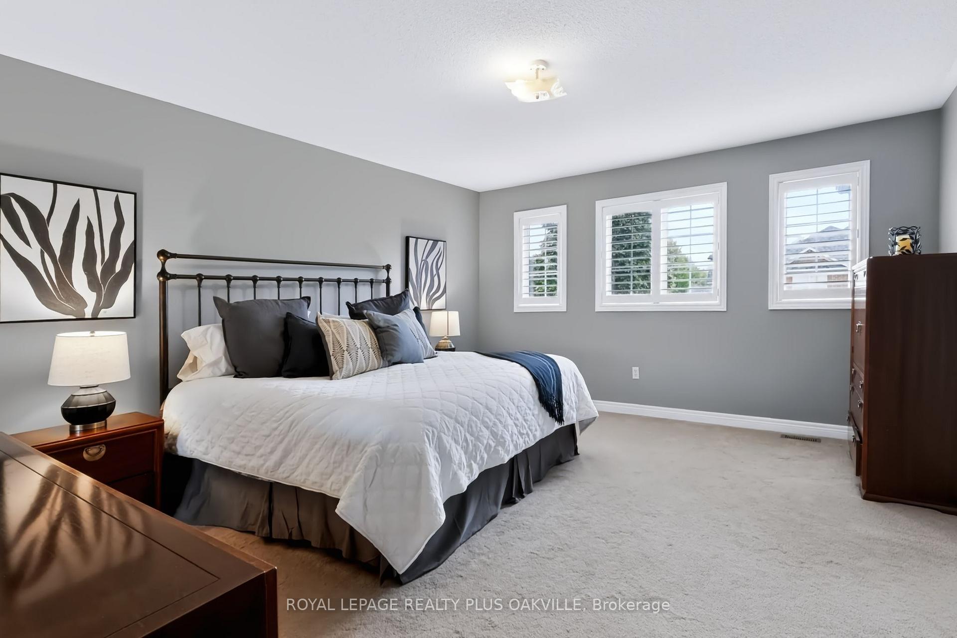 Photo 31 of 2254 Dunforest Crescent, Oakville, Westmount — HOMEH
