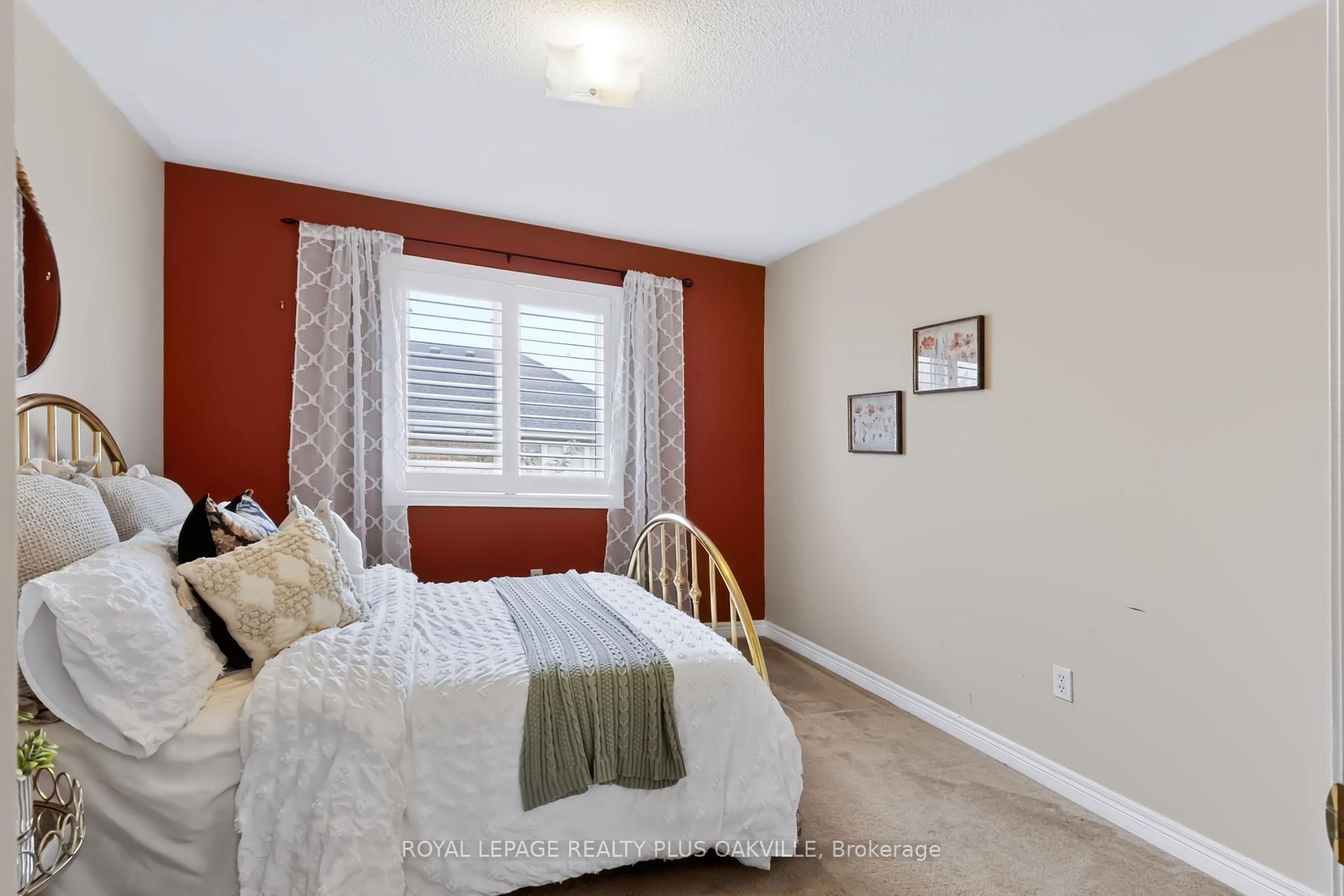Photo 37 of 2254 Dunforest Crescent, Oakville, Westmount — HOMEH