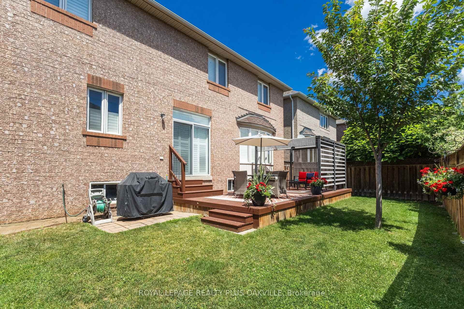Photo 41 of 2254 Dunforest Crescent, Oakville, Westmount — HOMEH