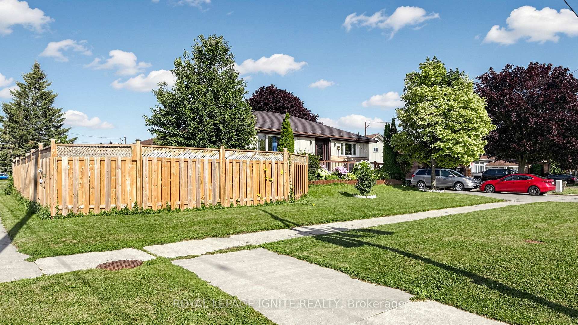 Photo 3 of 487 Wilson Road S, Oshawa, Donevan — HOMEH