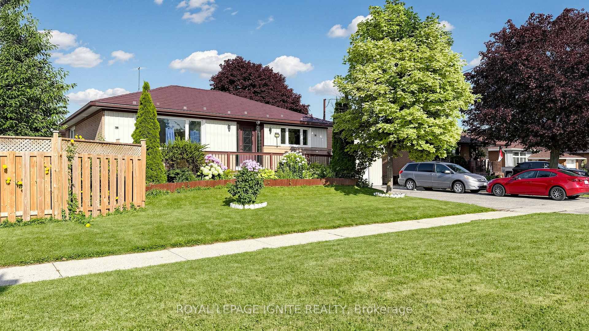 Photo 4 of 487 Wilson Road S, Oshawa, Donevan — HOMEH
