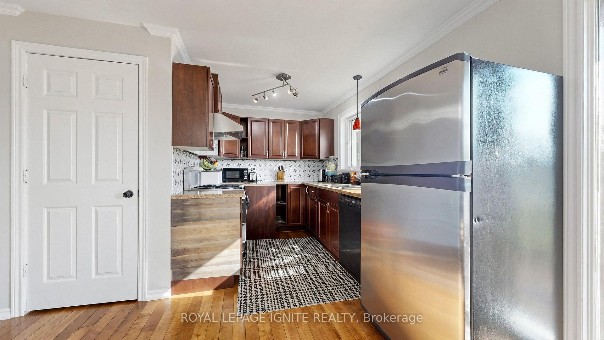 Photo 17 of 487 Wilson Road S, Oshawa, Donevan — HOMEH