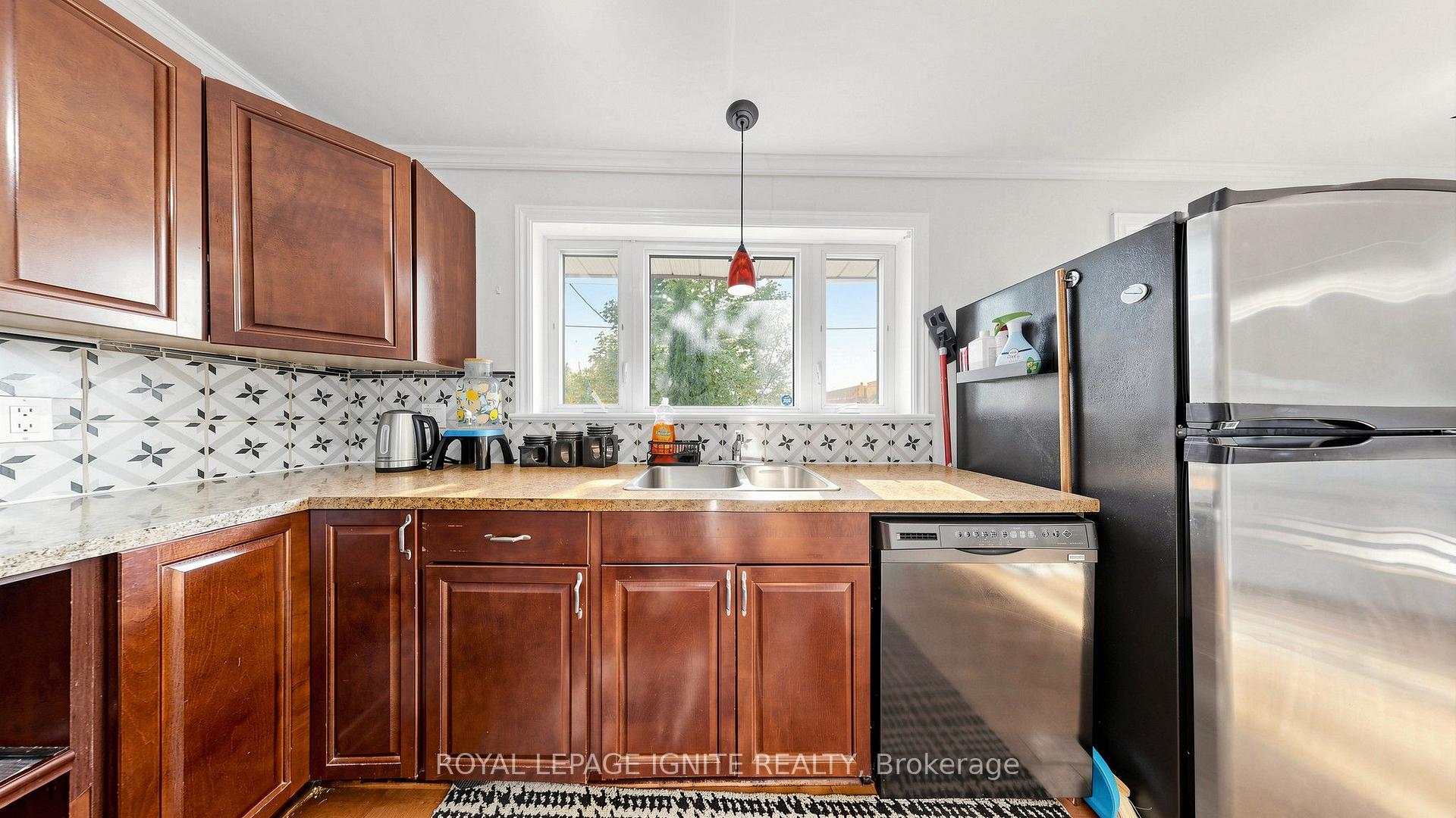 Photo 23 of 487 Wilson Road S, Oshawa, Donevan — HOMEH