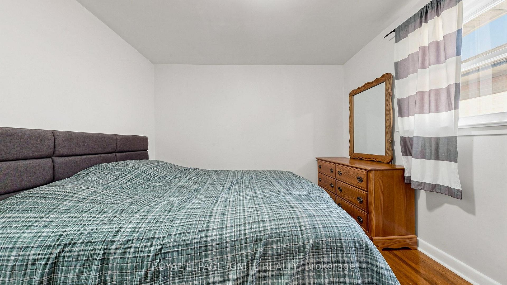 Photo 30 of 487 Wilson Road S, Oshawa, Donevan — HOMEH