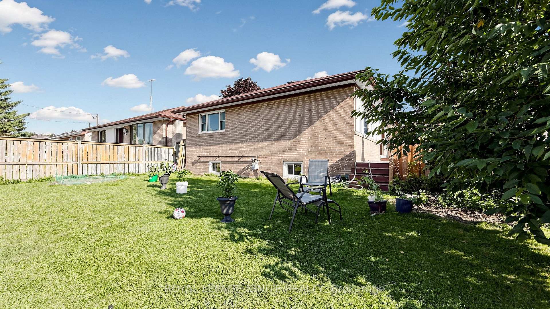 Photo 42 of 487 Wilson Road S, Oshawa, Donevan — HOMEH
