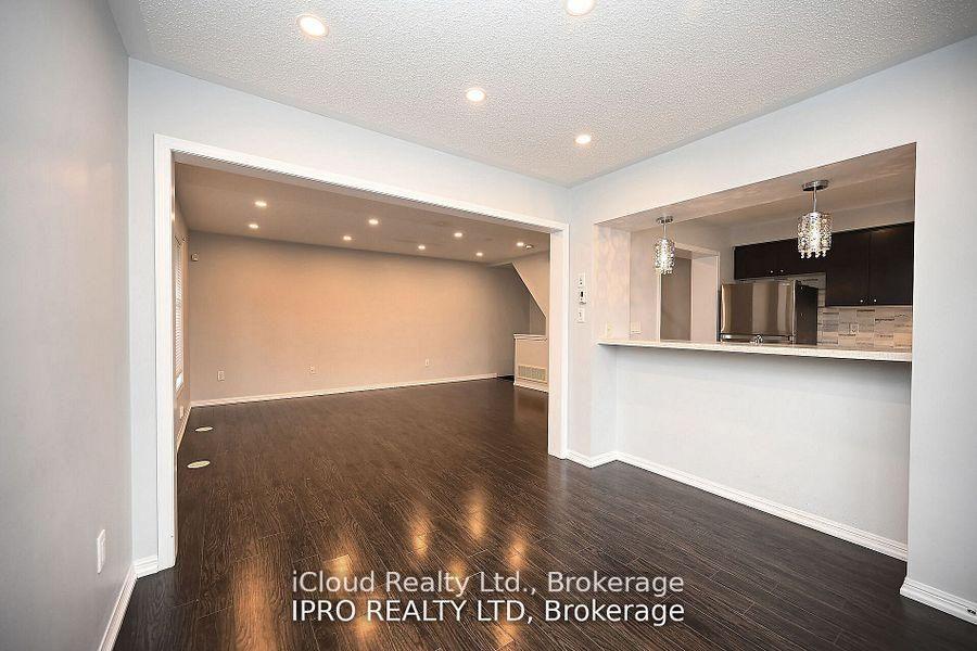 Photo 16 of 227 Slingsby Landing, Milton, Harrison — HOMEH