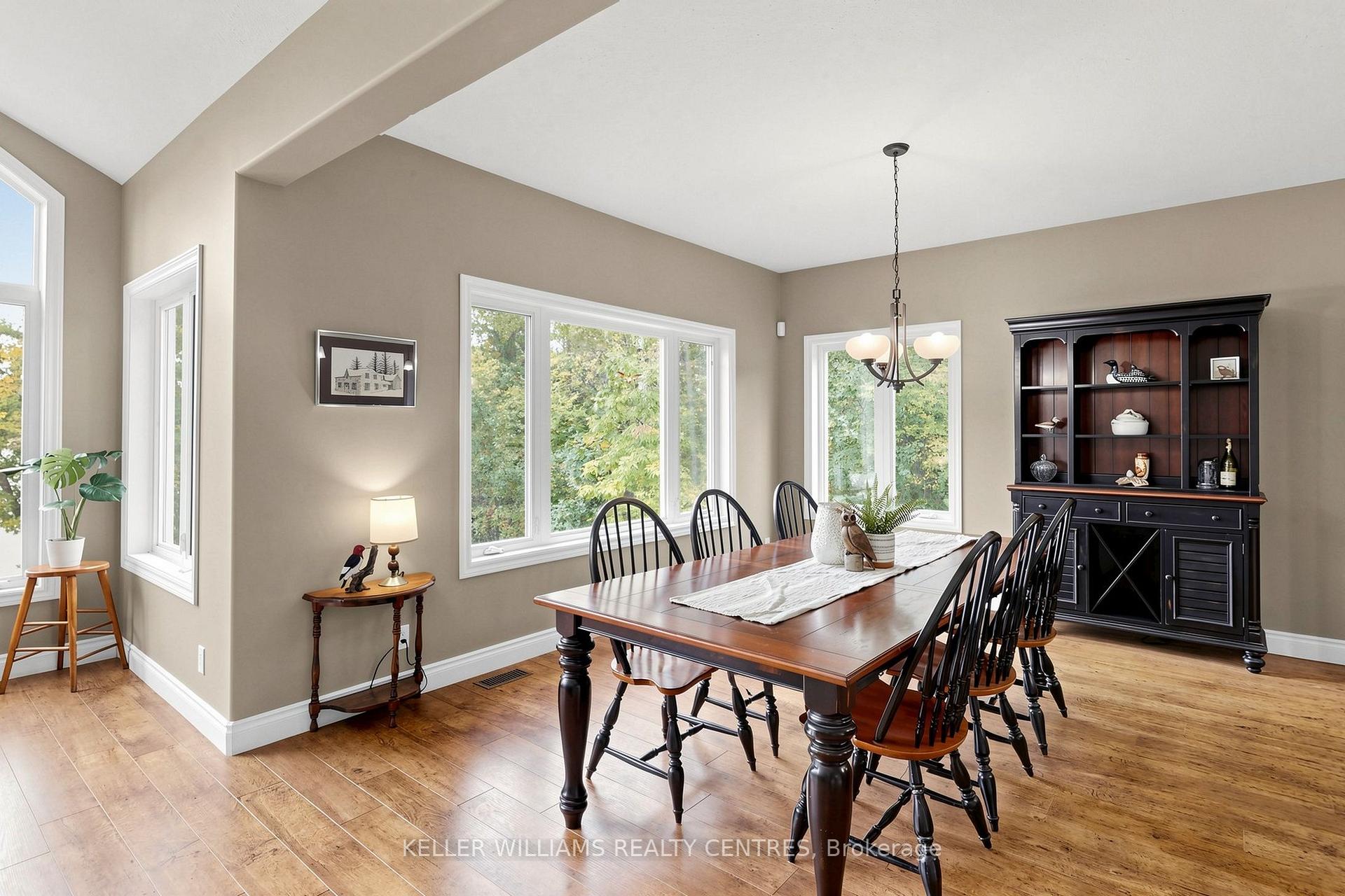 Photo 8 of Unit Unit 4, 1623 Houseys Rapids Road, Gravenhurst, Ryde — HOMEH