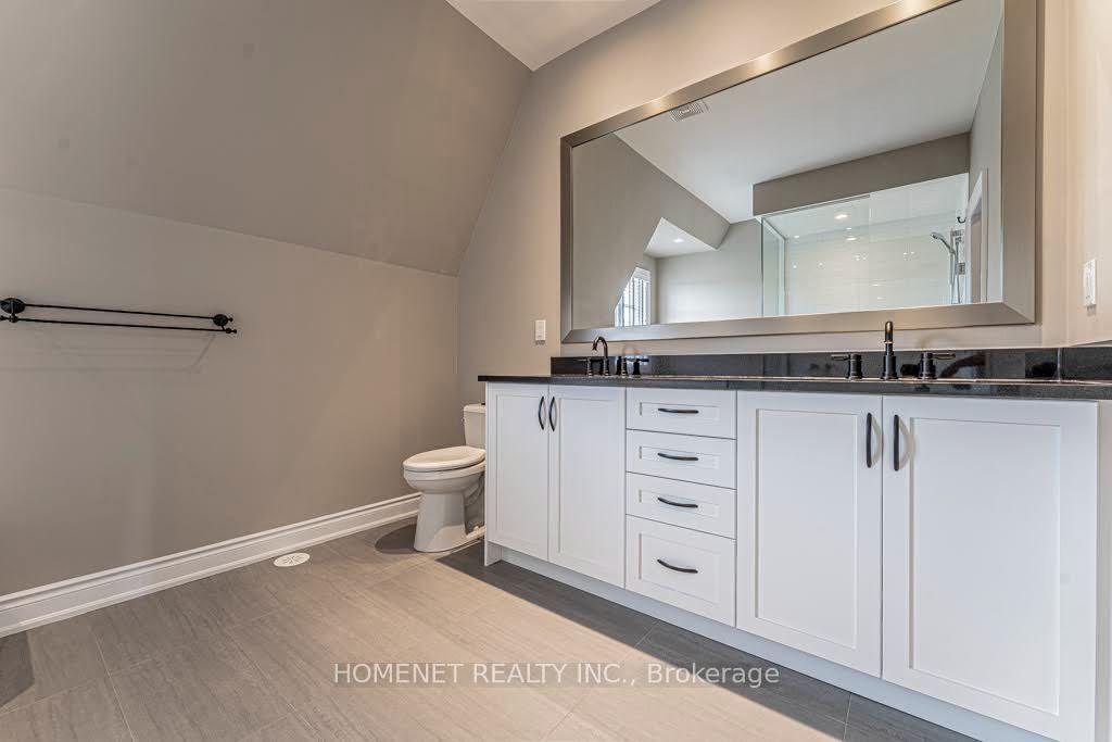Photo 16 of 2058 Queensborough Gate, Mississauga, Central Erin Mills — HOMEH