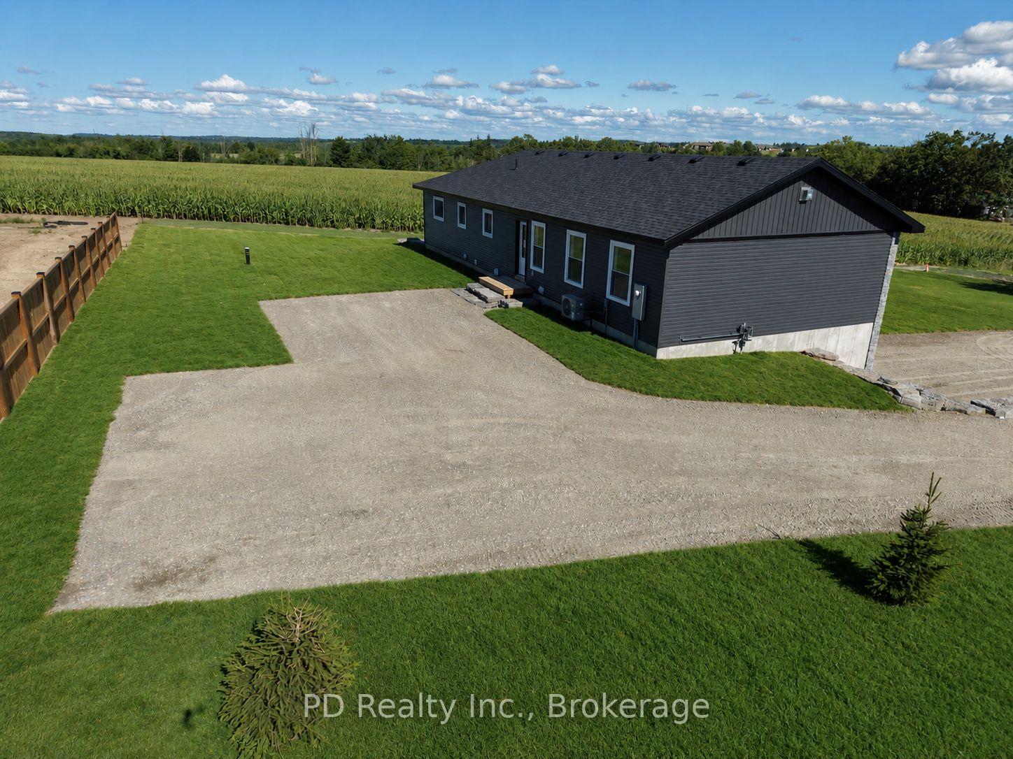 Photo 10 of 2467 Queen Mary Street, Cavan Monaghan, Cavan Twp — HOMEH