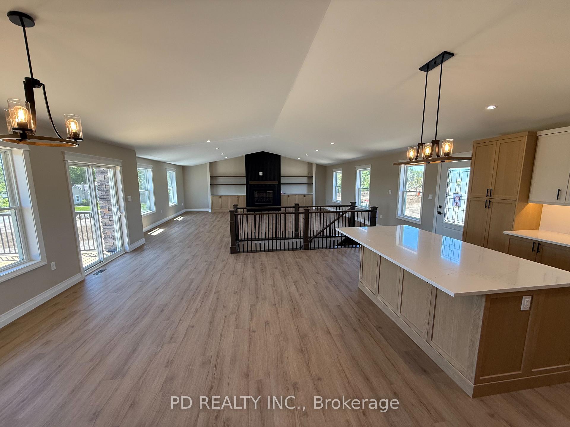Photo 15 of 2467 Queen Mary Street, Cavan Monaghan, Cavan Twp — HOMEH