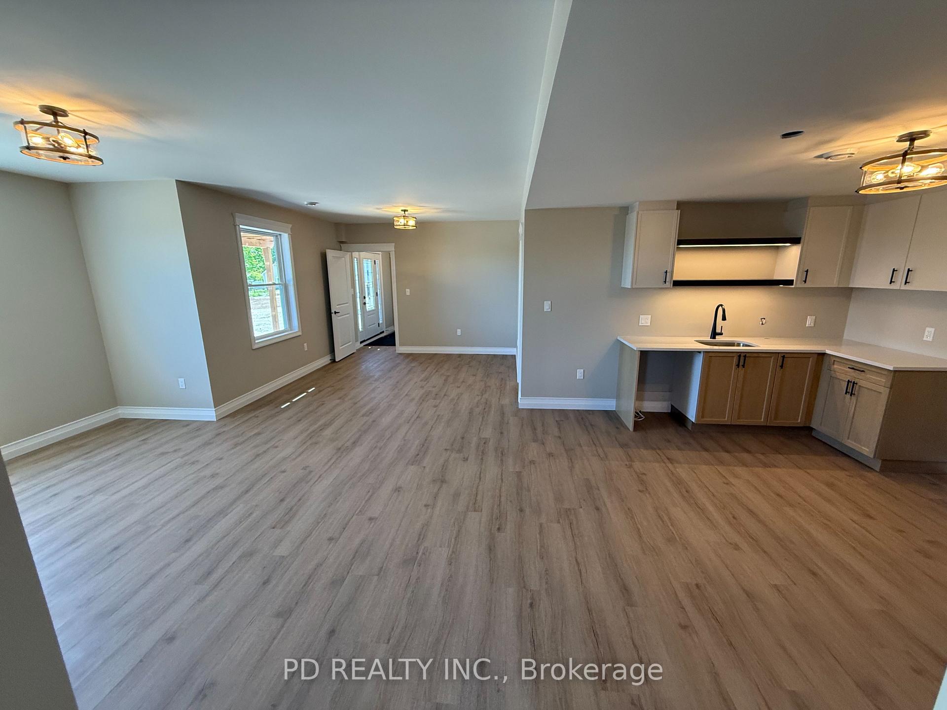 Photo 28 of 2467 Queen Mary Street, Cavan Monaghan, Cavan Twp — HOMEH