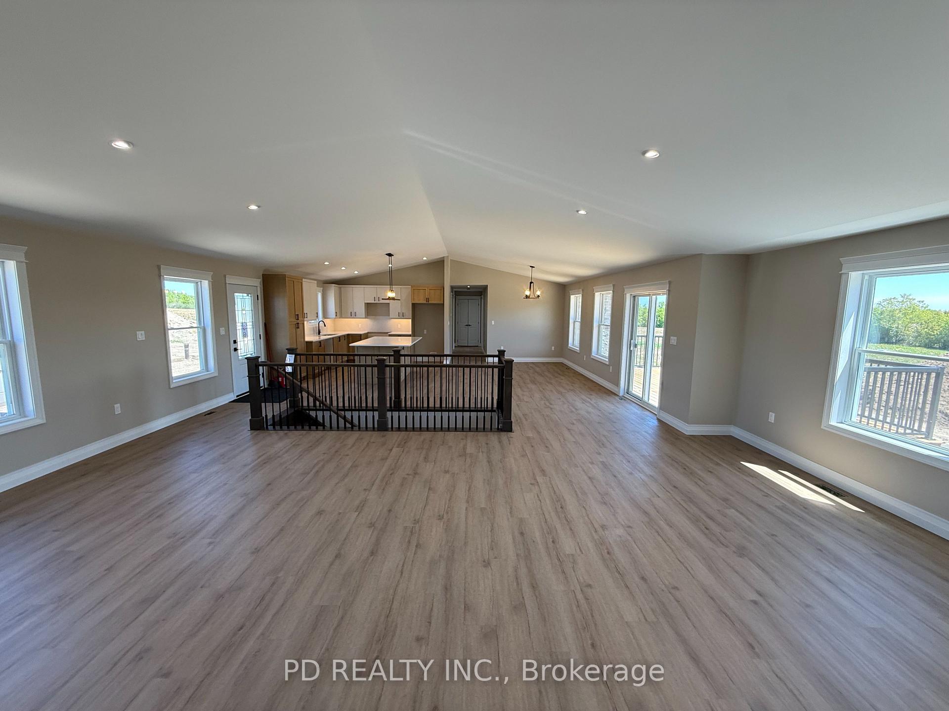 Photo 30 of 2467 Queen Mary Street, Cavan Monaghan, Cavan Twp — HOMEH
