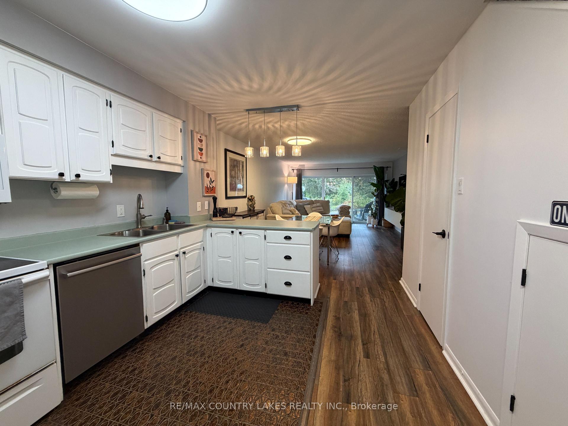 Photo 7 of Unit 18, 2 Paradise Boulevard, Ramara, Rural Ramara — HOMEH