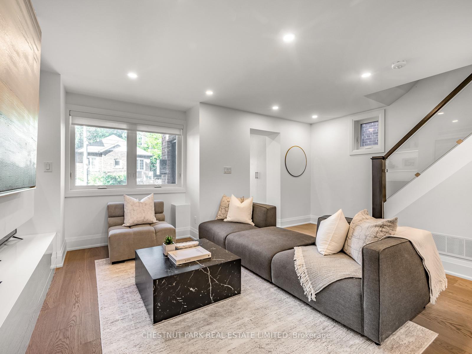 Photo 5 of 629 Duplex Avenue, Toronto, Lawrence Park South — HOMEH