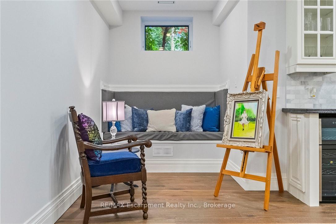 Photo 30 of 2073 Deramore Drive, Oakville, Ford — HOMEH