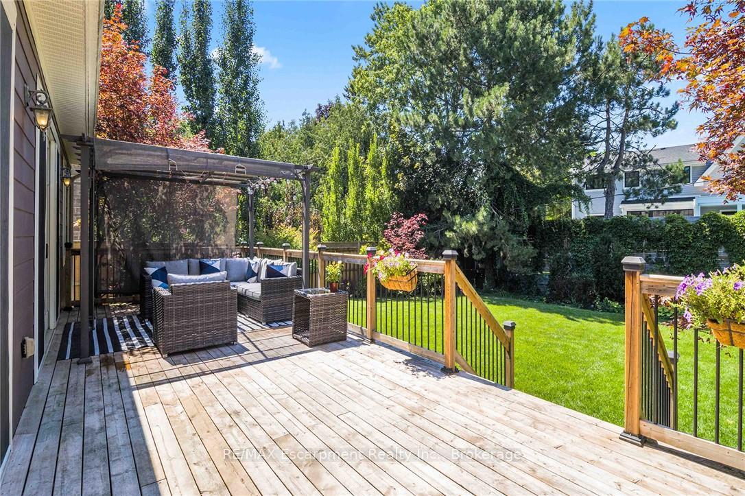 Photo 40 of 2073 Deramore Drive, Oakville, Ford — HOMEH