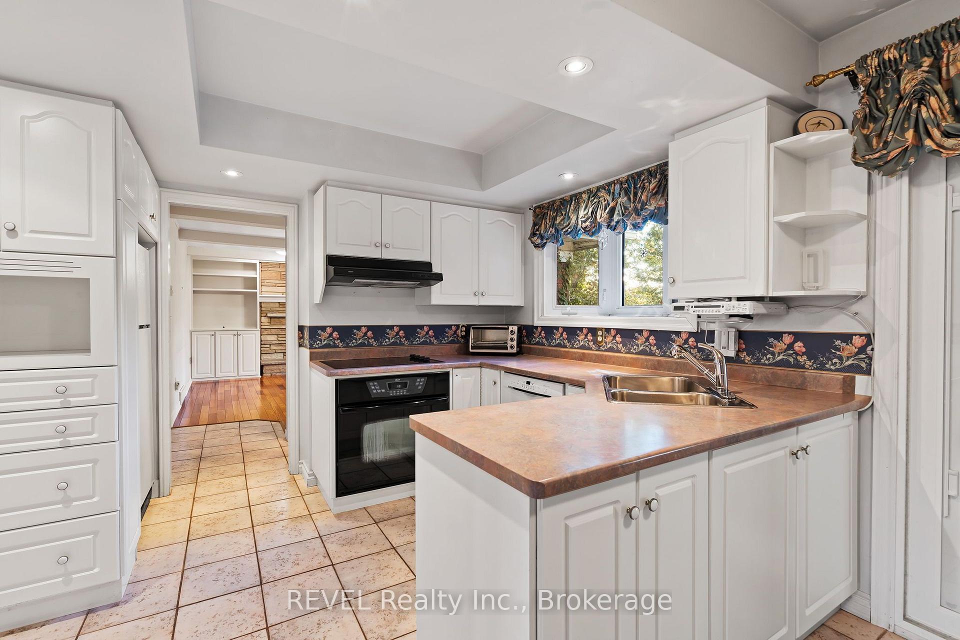 Photo 13 of 3839 Potter Heights, Niagara Falls, Casey — HOMEH