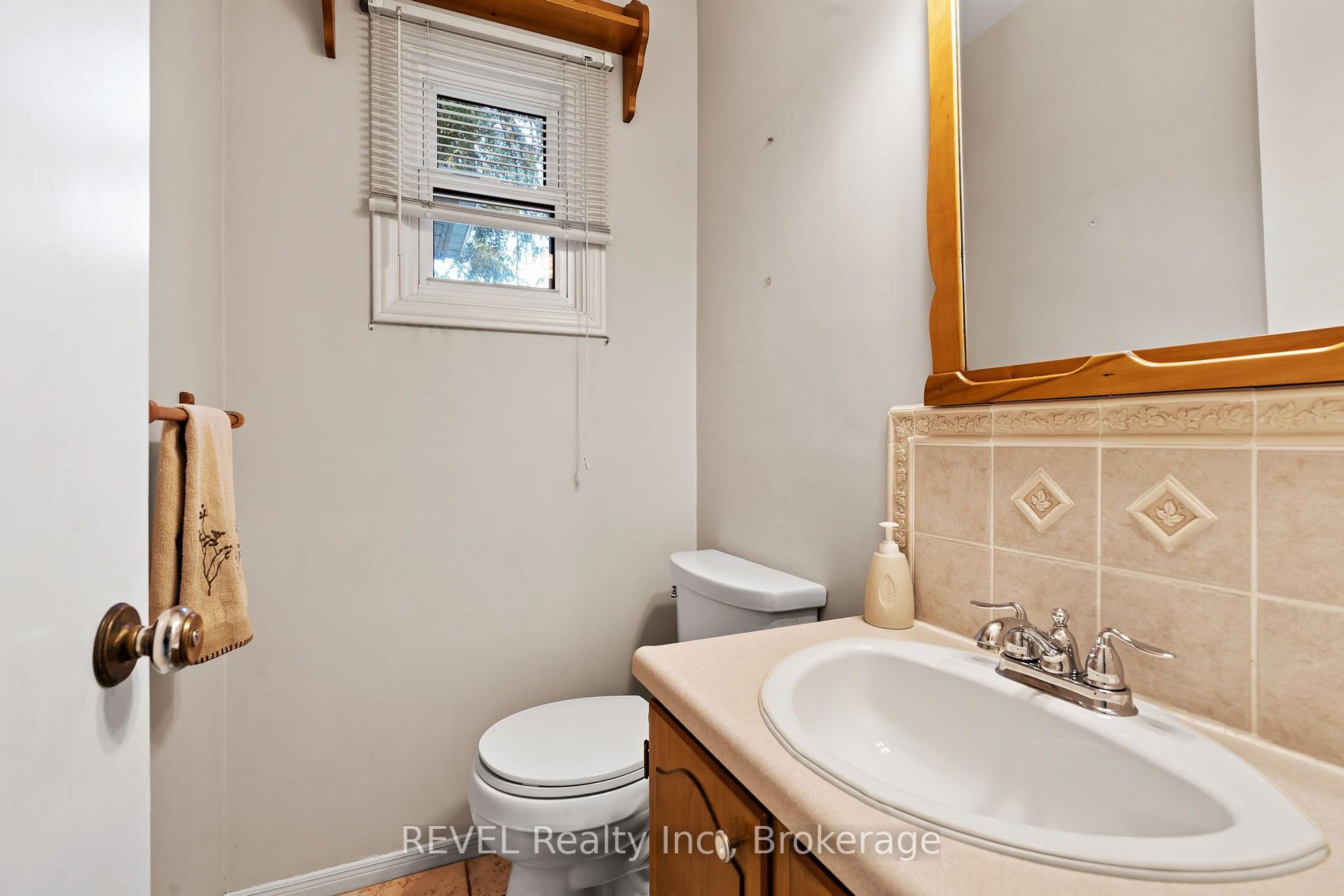 Photo 20 of 3839 Potter Heights, Niagara Falls, Casey — HOMEH