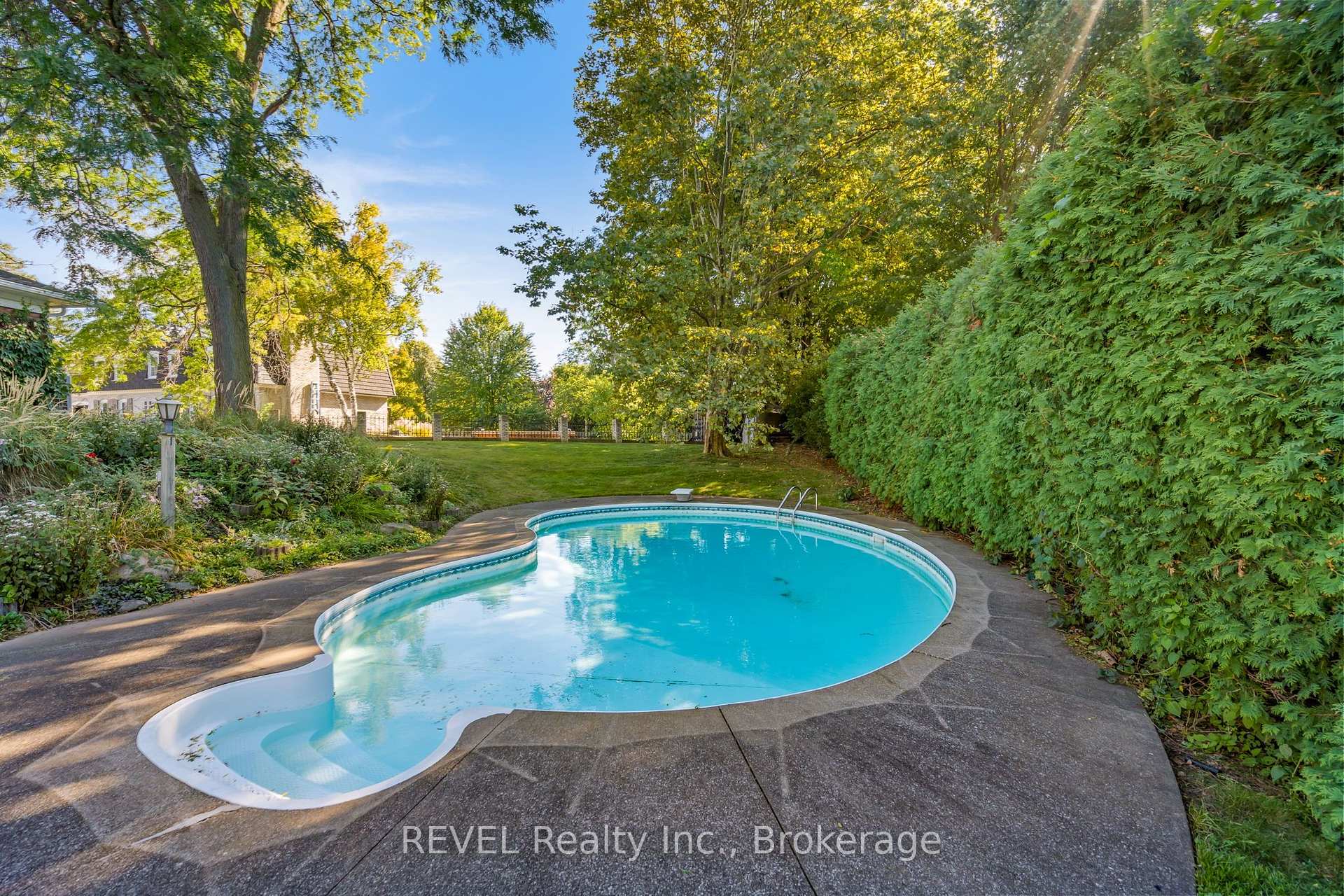 Photo 36 of 3839 Potter Heights, Niagara Falls, Casey — HOMEH