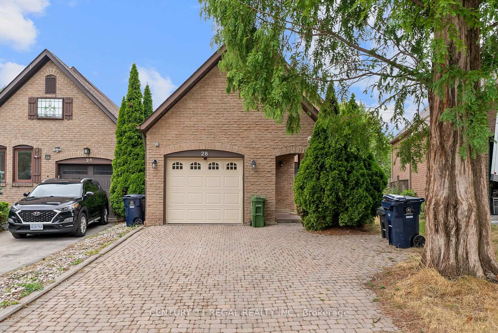 Photo 1 of 28 Ecclesfield Drive, Scarborough, Steeles — HOMEH