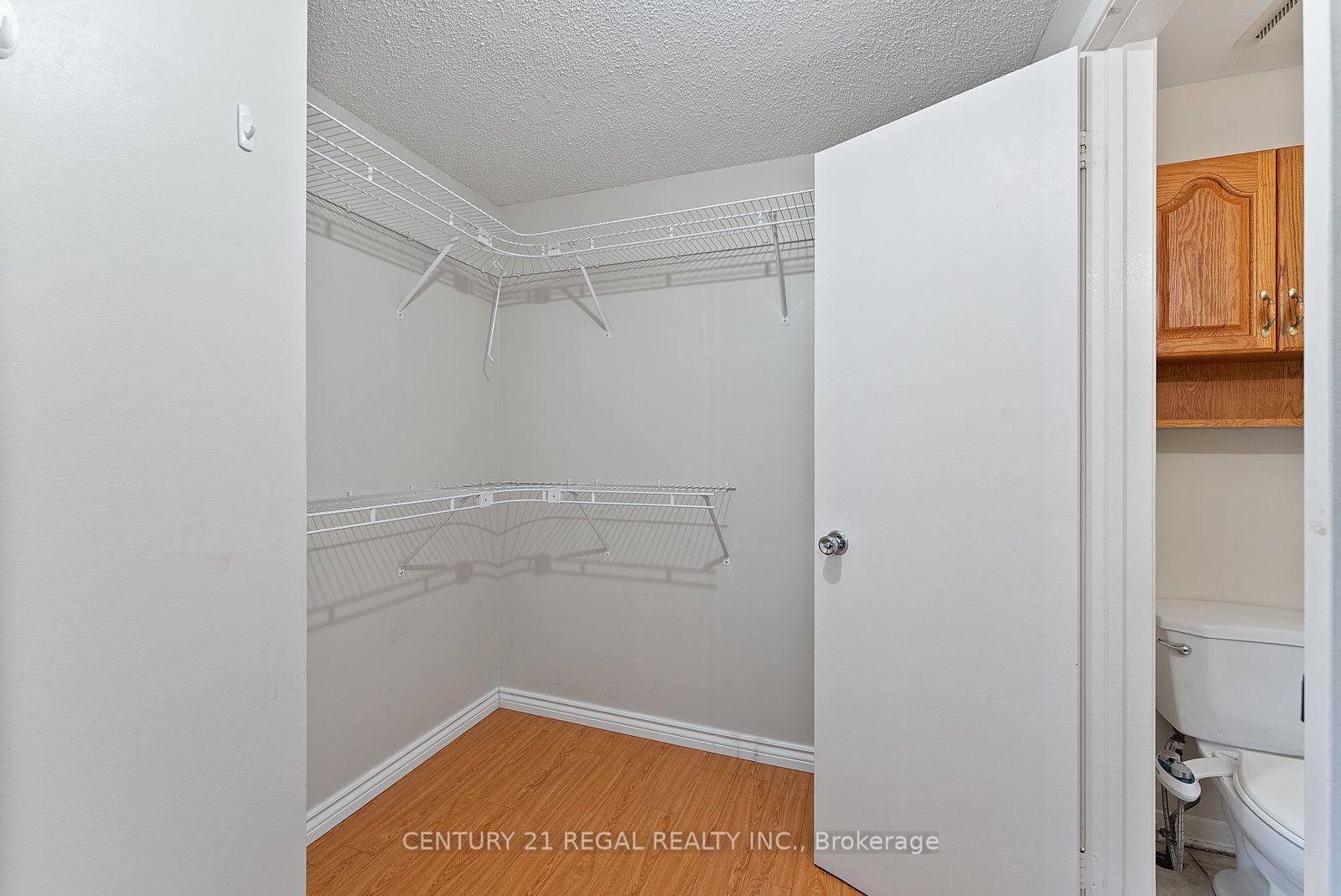 Photo 29 of 28 Ecclesfield Drive, Scarborough, Steeles — HOMEH