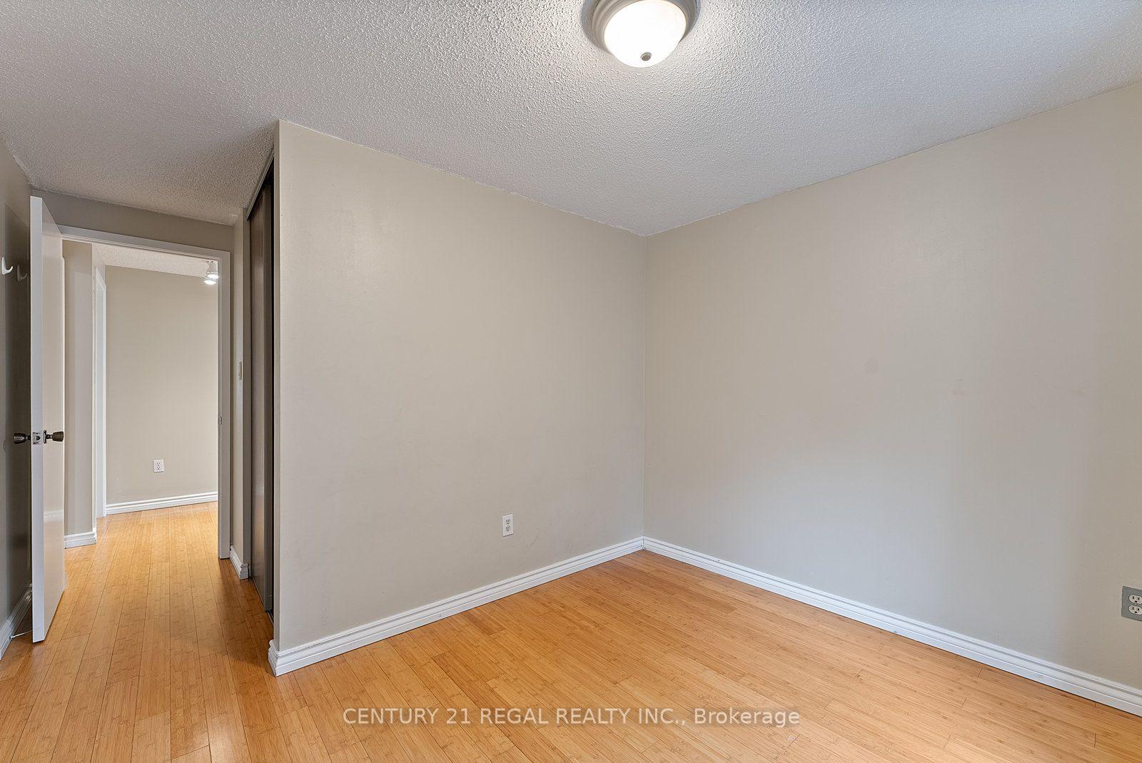 Photo 35 of 28 Ecclesfield Drive, Scarborough, Steeles — HOMEH