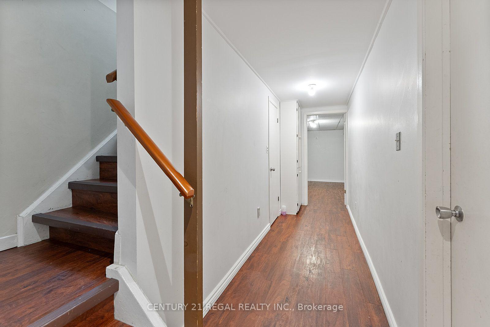 Photo 37 of 28 Ecclesfield Drive, Scarborough, Steeles — HOMEH