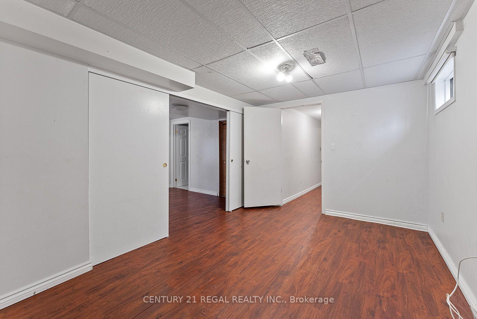 Photo 39 of 28 Ecclesfield Drive, Scarborough, Steeles — HOMEH