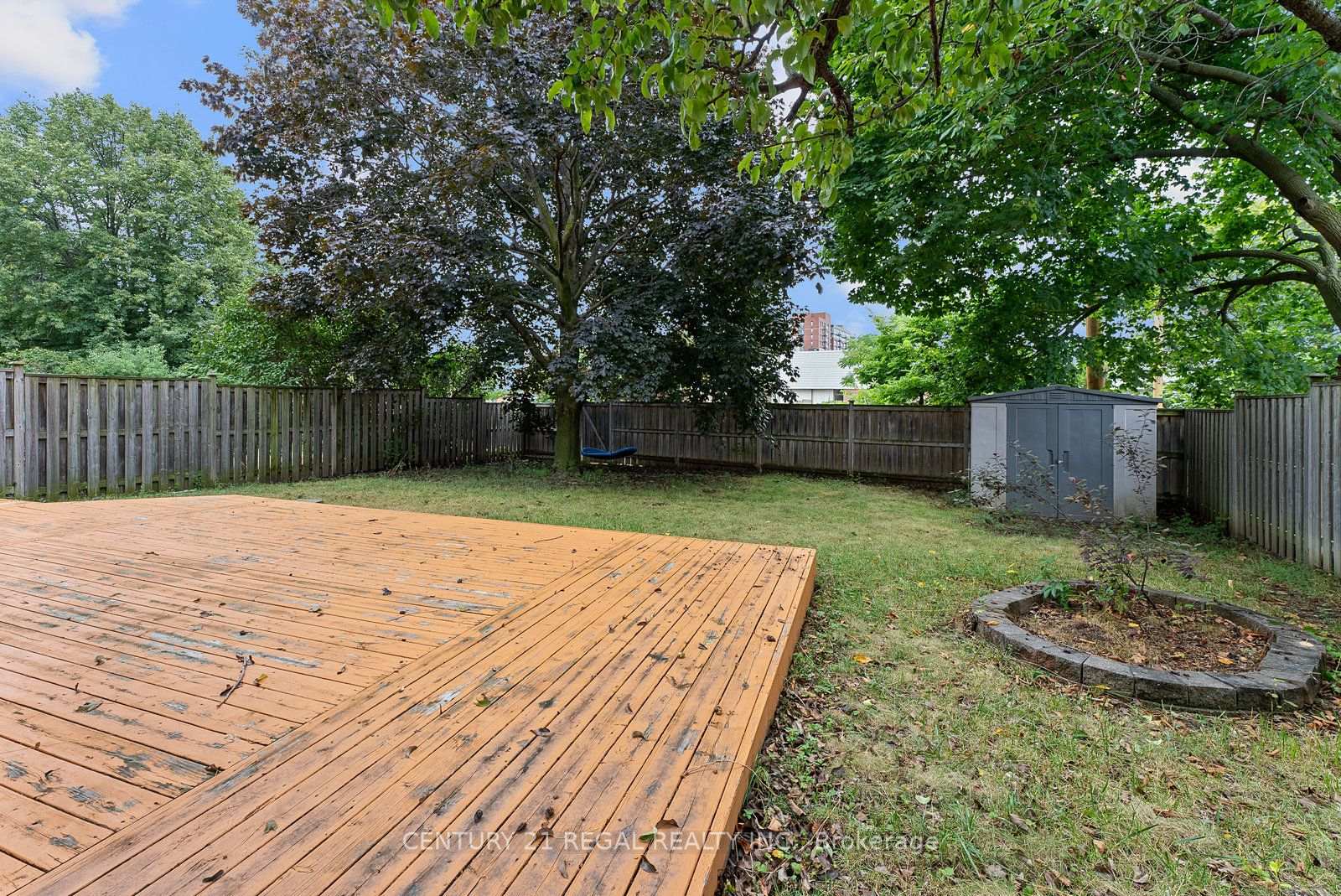 Photo 46 of 28 Ecclesfield Drive, Scarborough, Steeles — HOMEH