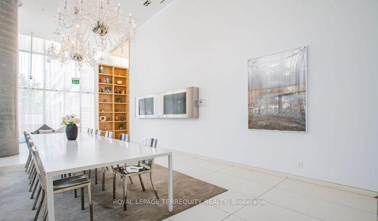 Photo 22 of Unit 1502, 185 Roehampton Avenue, Toronto, Mount Pleasant West — HOMEH