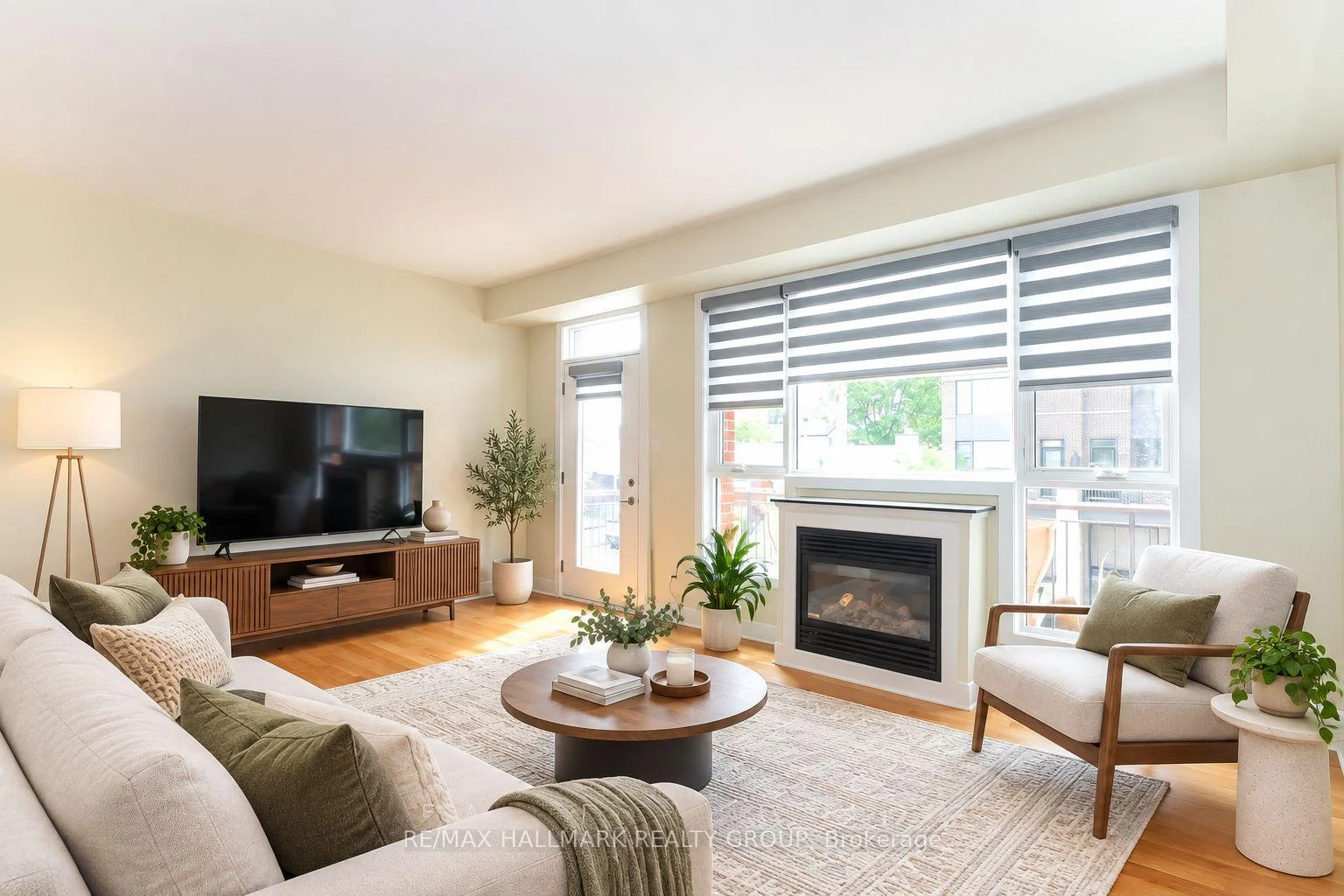 Photo 10 of 51 Drouin Avenue, Ottawa, Overbrook — HOMEH
